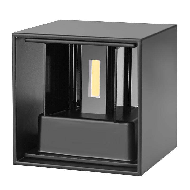 Ray Applique da Esterni Quadrato Regolabile LED