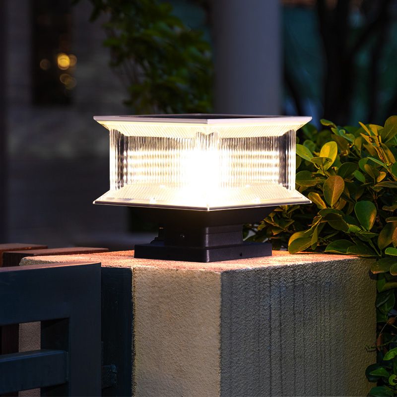 Ray Contemporaneo LED Rettangolare Metallo Acrilico Lampada da Esterno, Nero