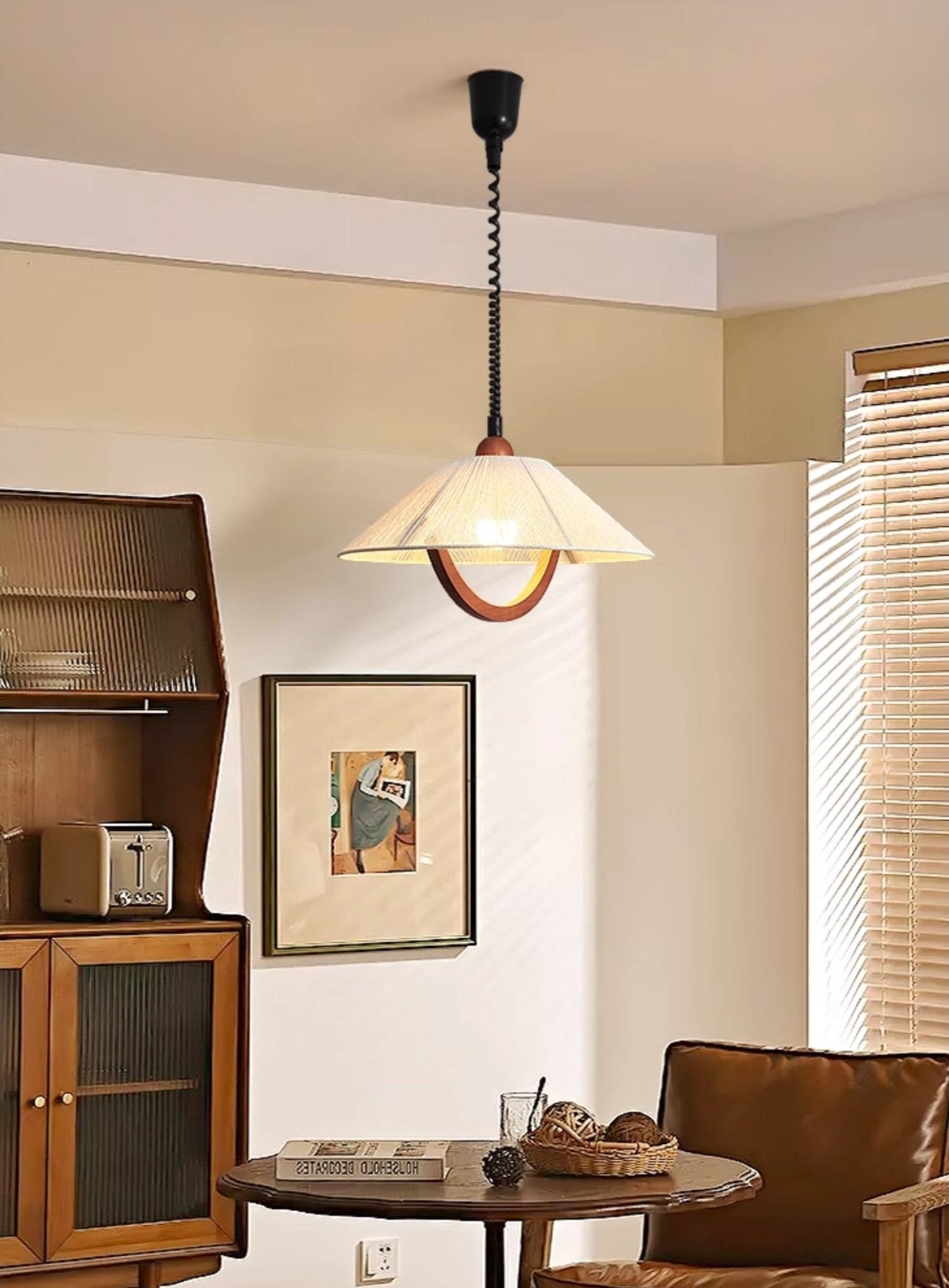 Eleanor Minimalist Metal Pendant Light - Blowlighting