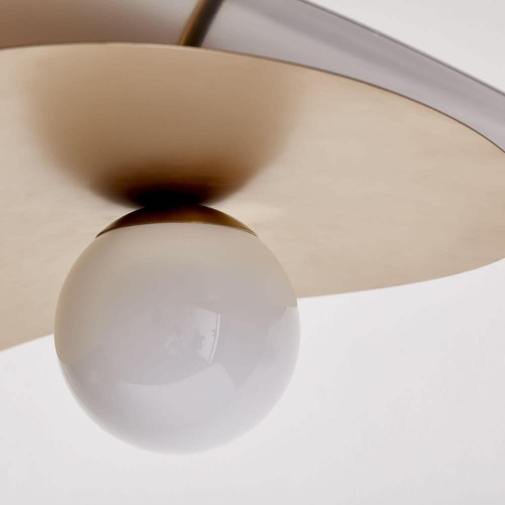 Arisha Decorativa LED Irregolare Girare Lampada a Sospensione Metallo Nero Oro