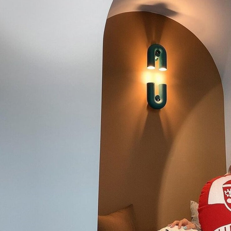 Arisha Moderno LED A Forma di U Metallo Letto Applique Camera da