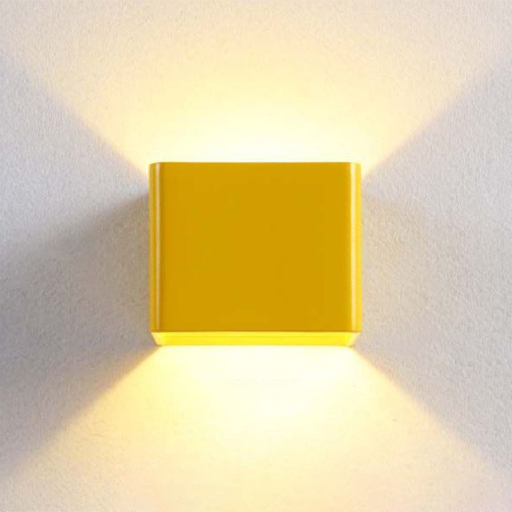 Arisha Applique Quadrato Minimalista Moderno LED Metallo