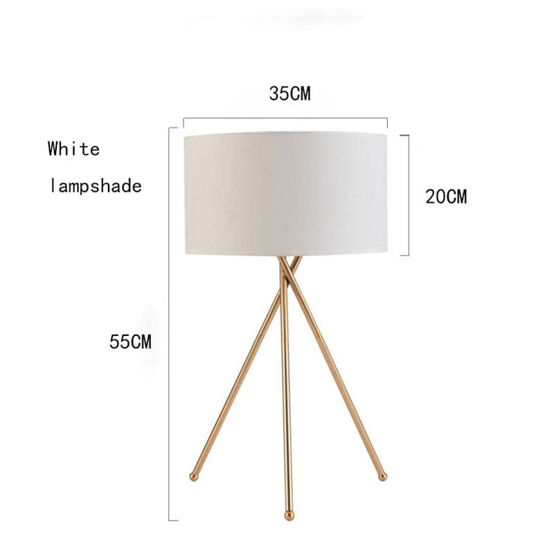 Baines Moderna LED Lampada da Terra Tessuto Bianco Treppiede Sala da Pranzo/Soggiorno/Camera da Letto