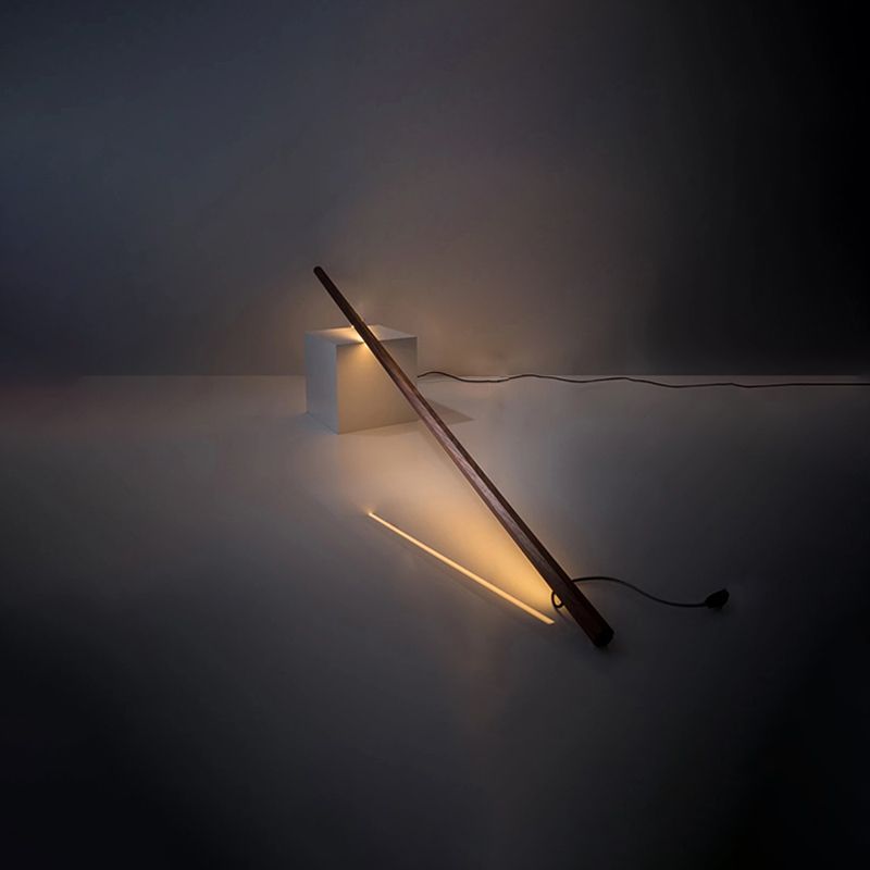 Muto Lineare Lampade da Terra Legno / Acrilico 2 Colori  LED