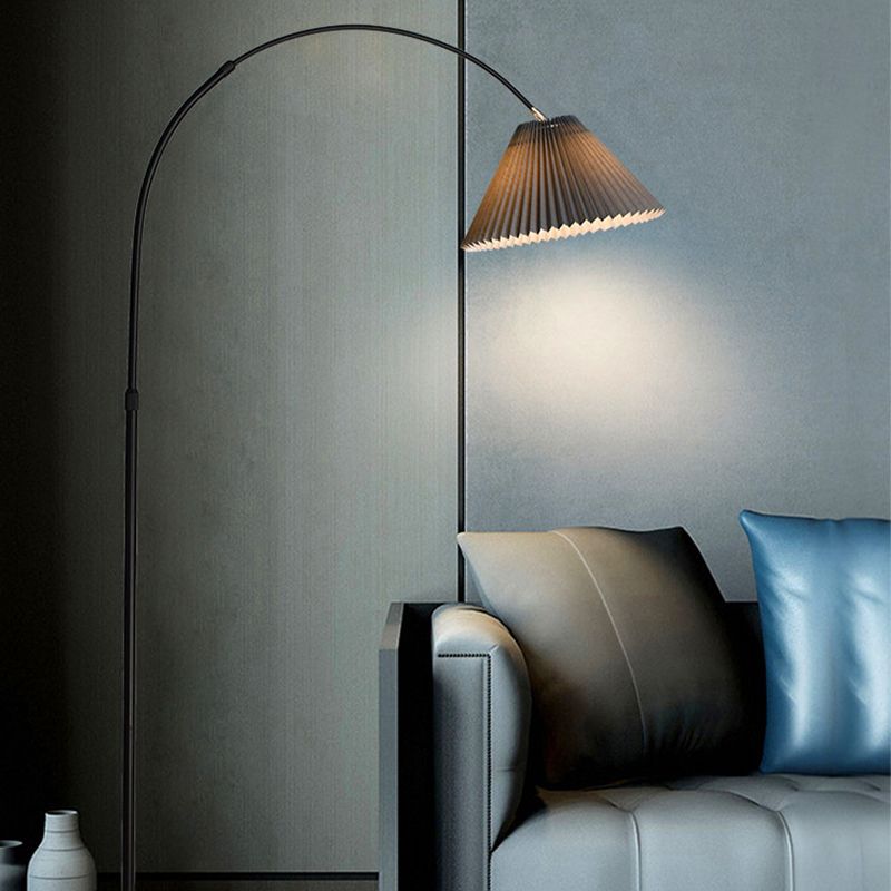 Tiffany Nordico Moderno Metallo Tessuto Arco Studio Lampade da Terra