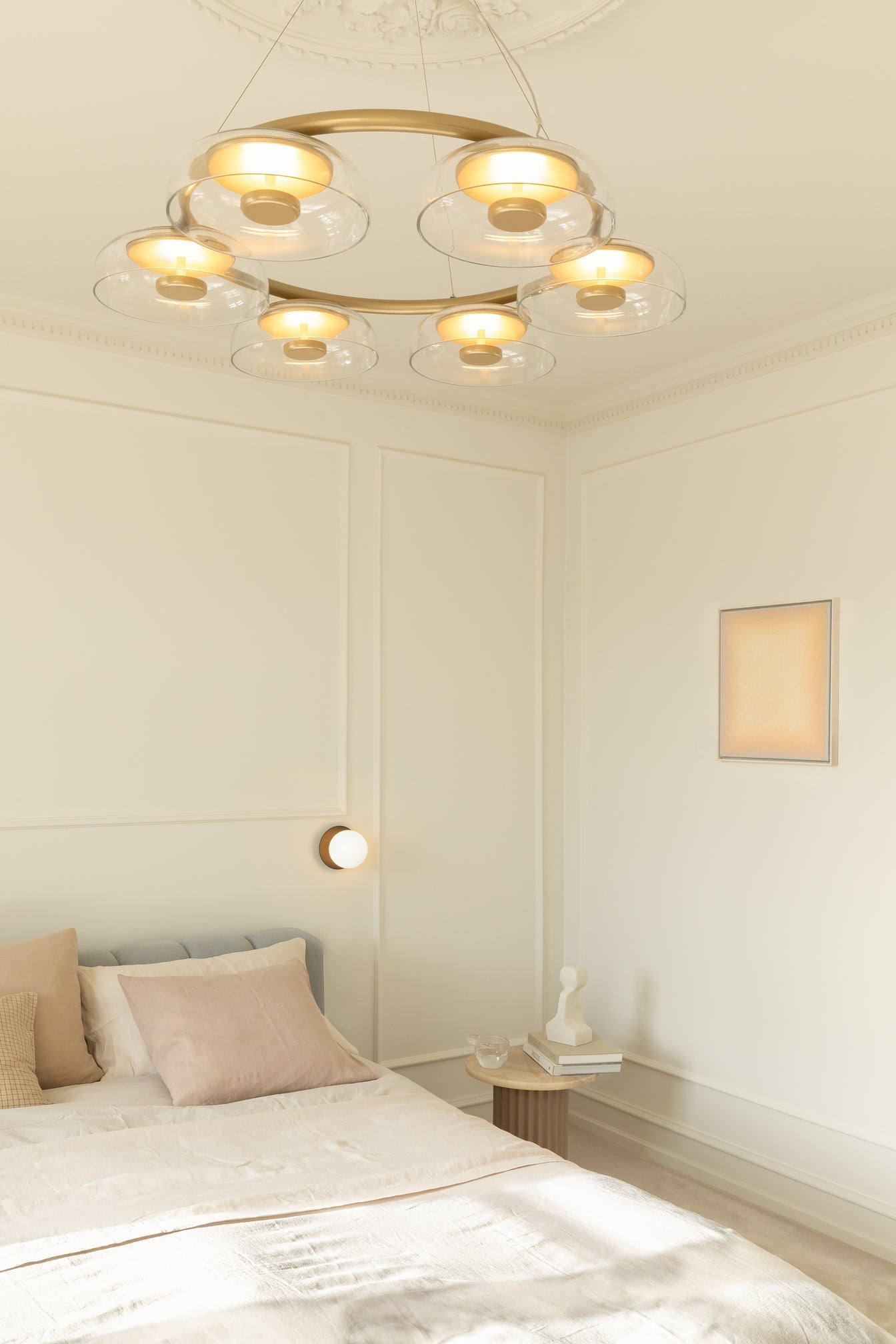 Aethera Circular Glass Chandelier - Blowlighting