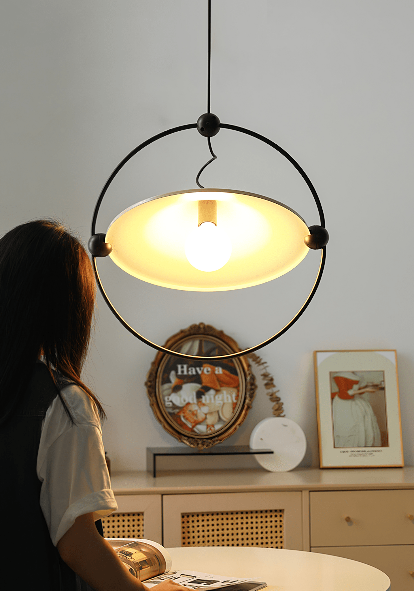 Veraeen Premium Elegance Metal Pendant Light - Blowlighting