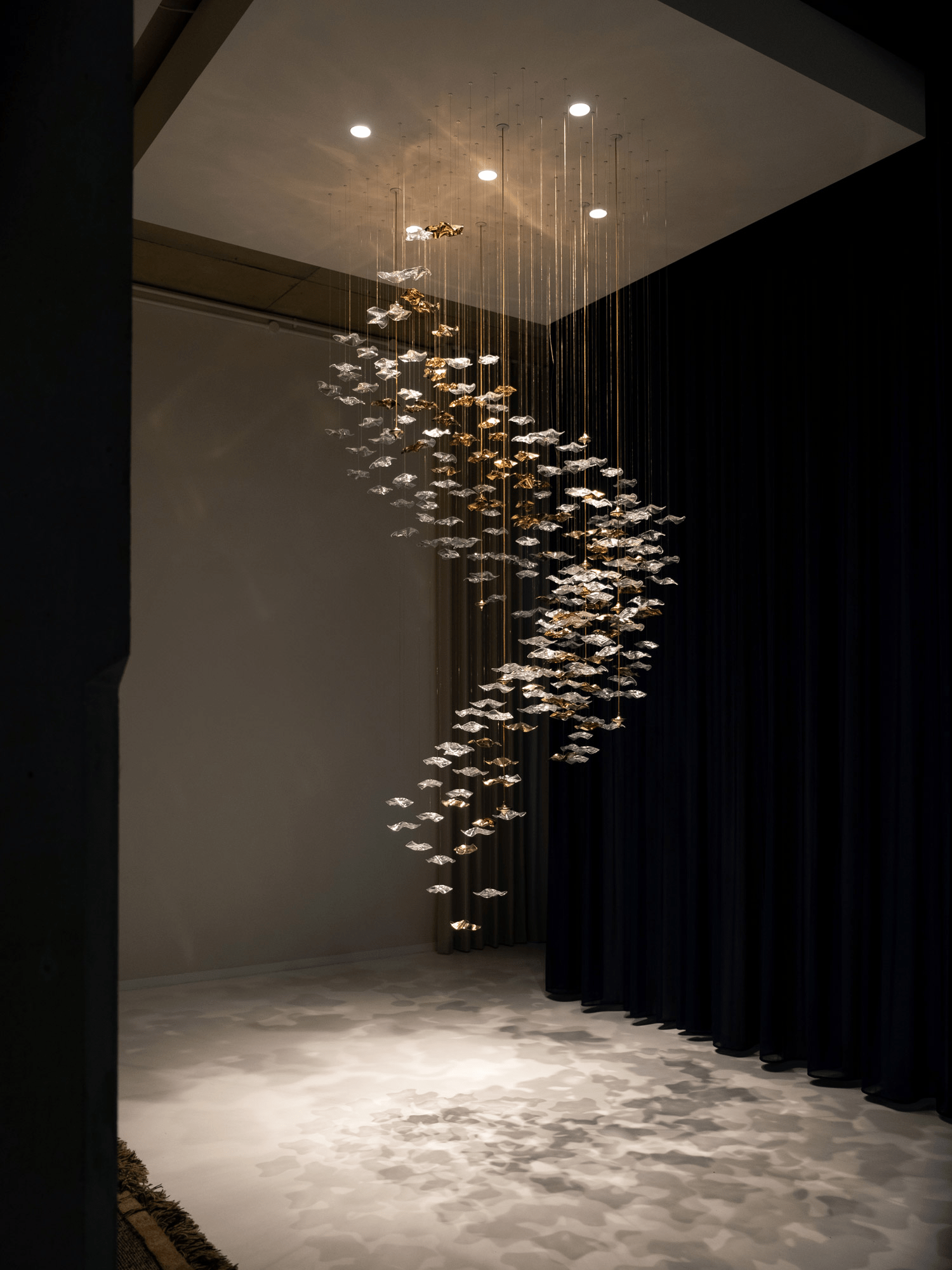 Cezorisra Luxury Brass Linear Chandelier - Blowlighting