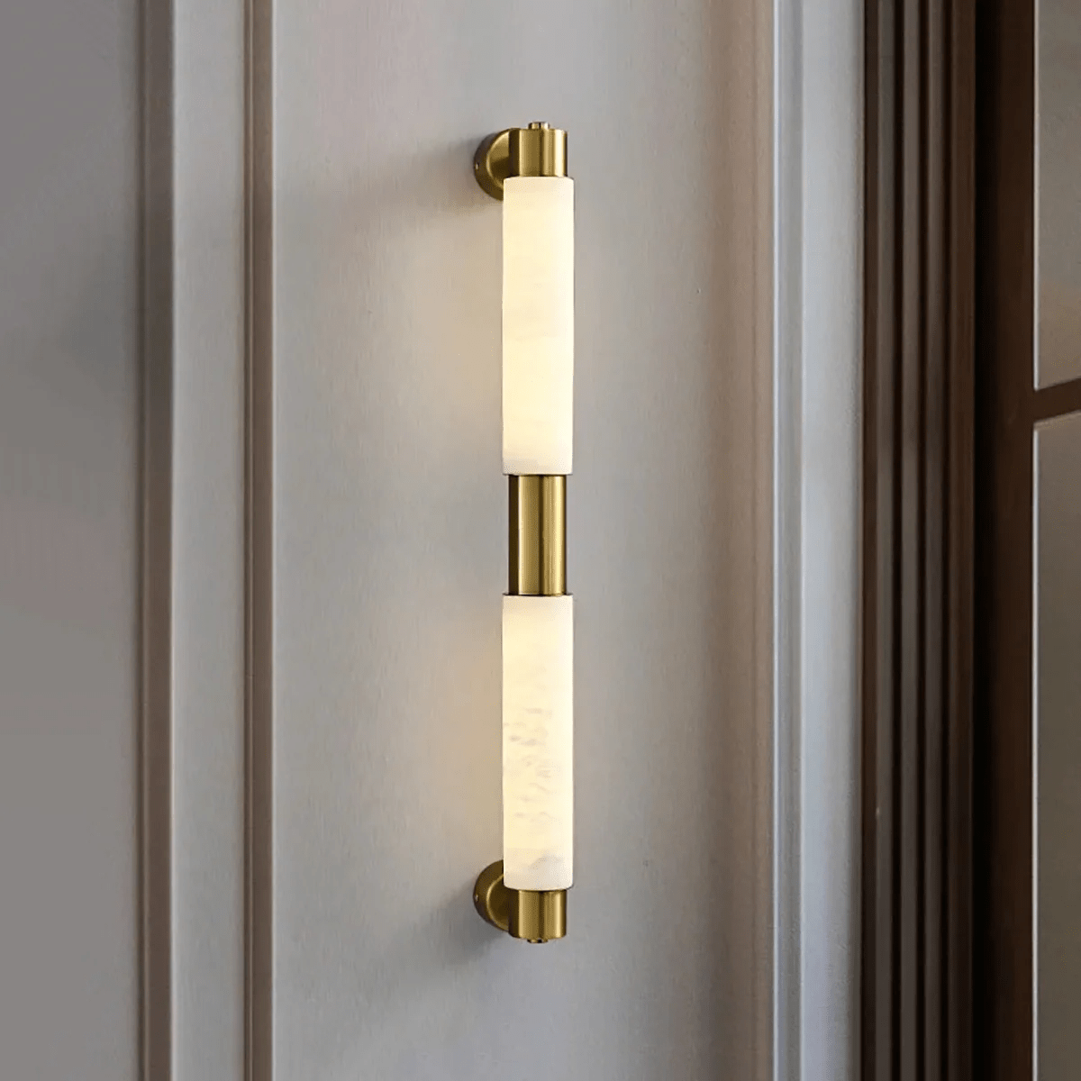 Eurthaeth Alabaster Brass Wall Light - Neutralighting