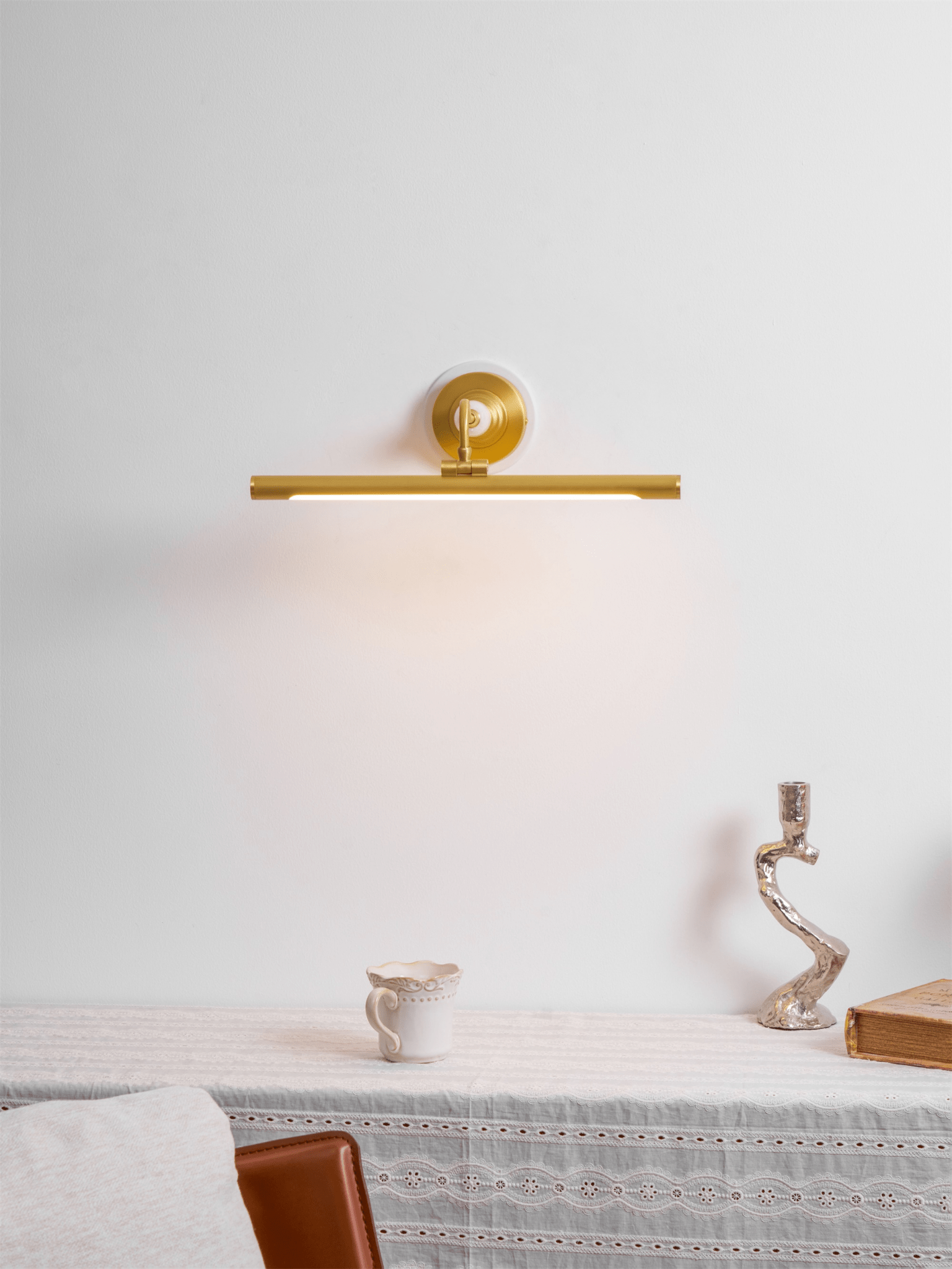 Archer Art Linear Wall Light - Blowlighting