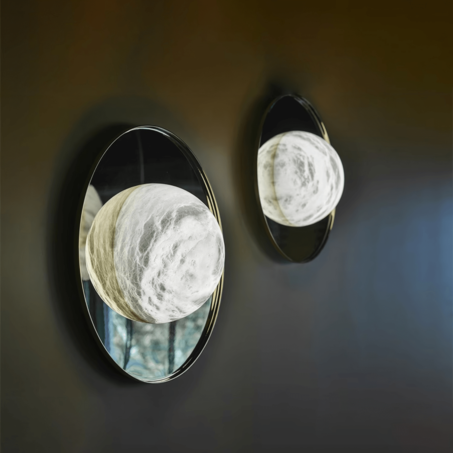 Lyra Modern Alabaster Wall Light - Neutralighting