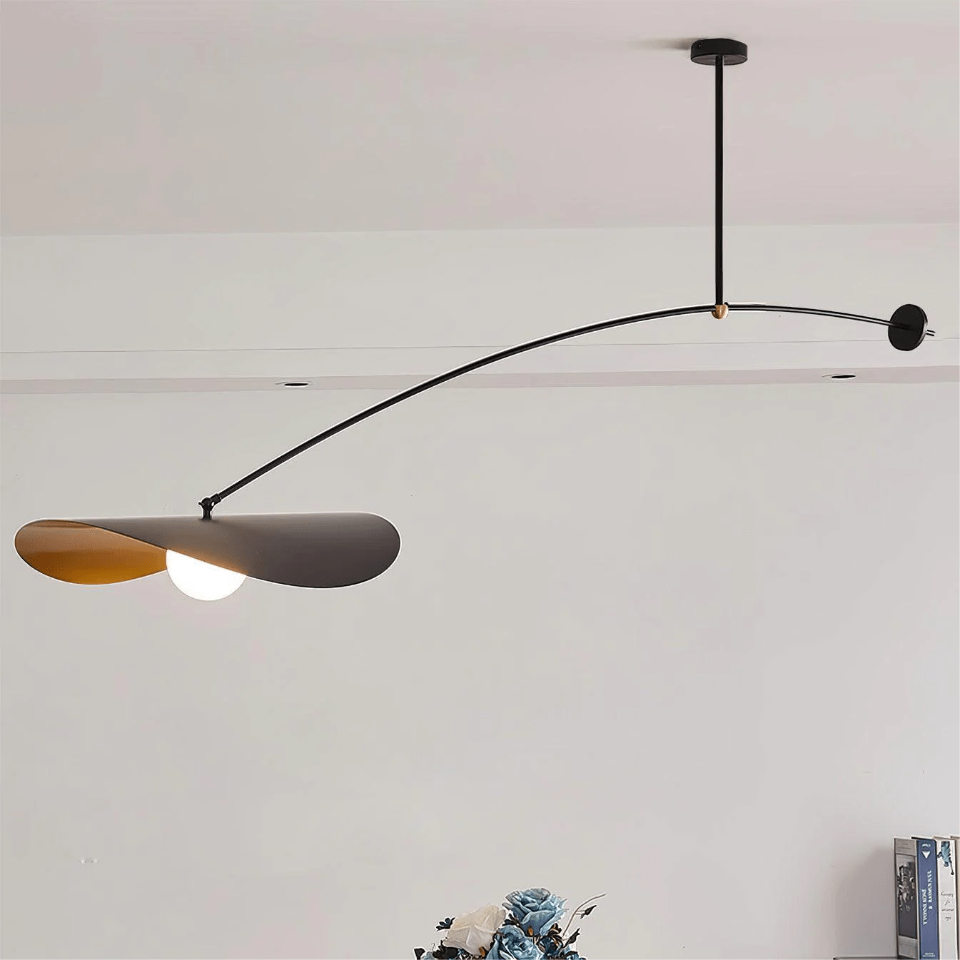Arcflow Dynamic Metal Curve Pendant Light - Blowlighting