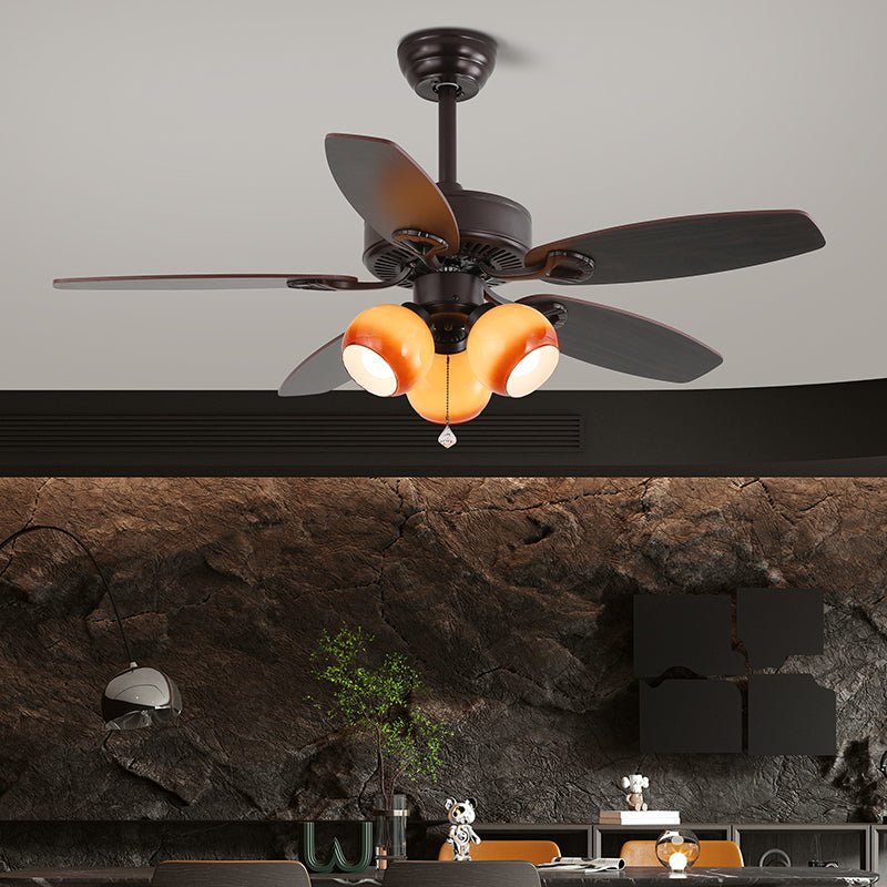 Ventilatore da soffitto con luce Solara Classico con pale in legno