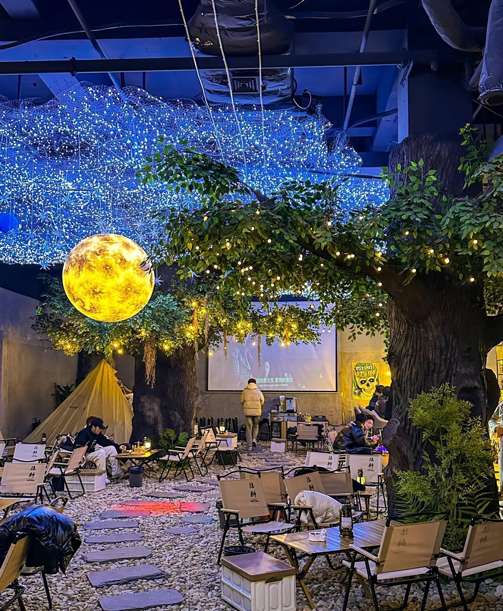 CosmoSphere Planetary Pendant Light - Blowlighting