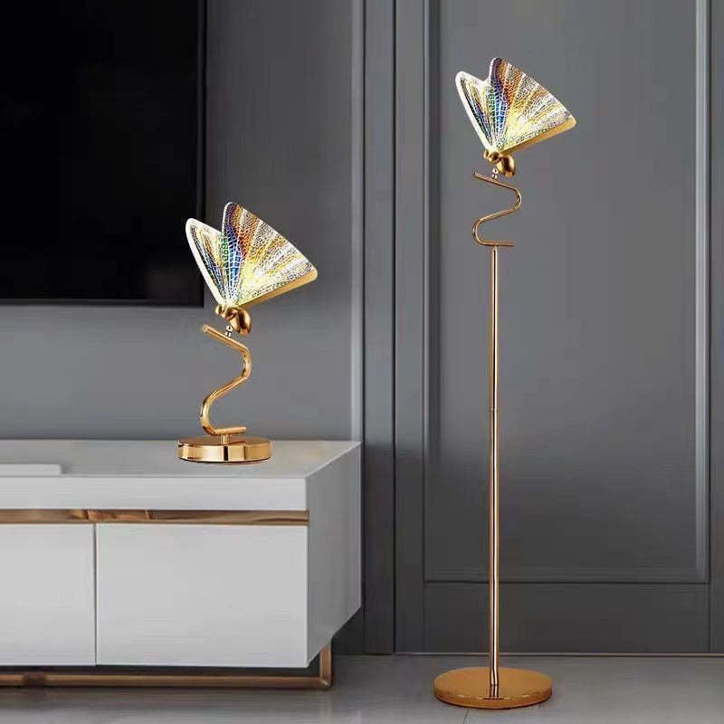 Kady Moderna Design LED Lampada da Terra Oro Farfalla Metallo Soggiorno/Camera da Letto
