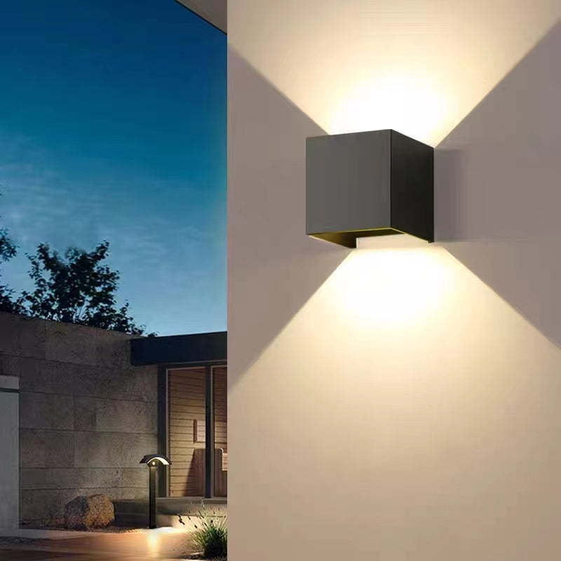 Ray Applique da Esterni Quadrato Regolabile LED