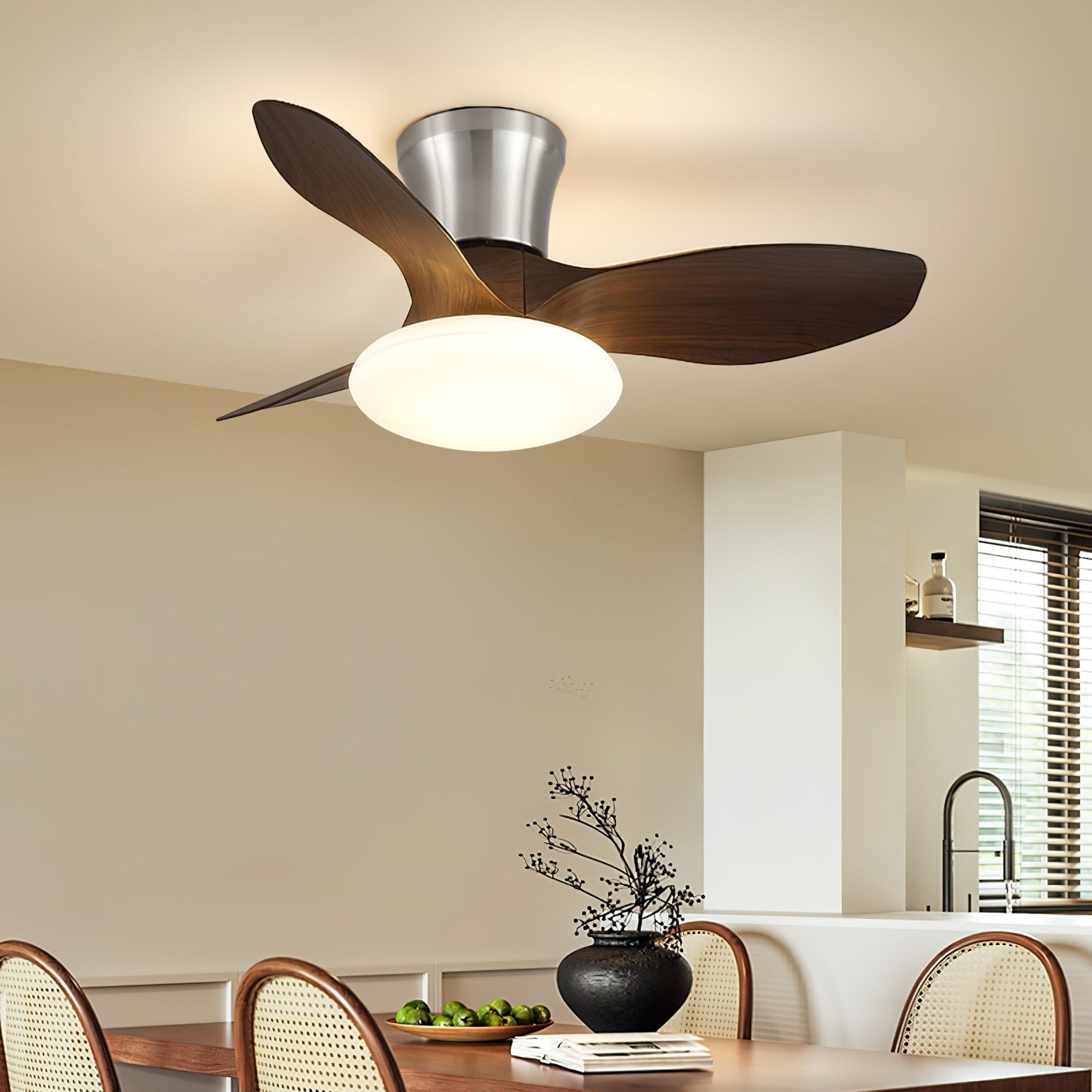 Ventilatore da Soffitto Velora Moderno in Legno con Luce, con pale color noce