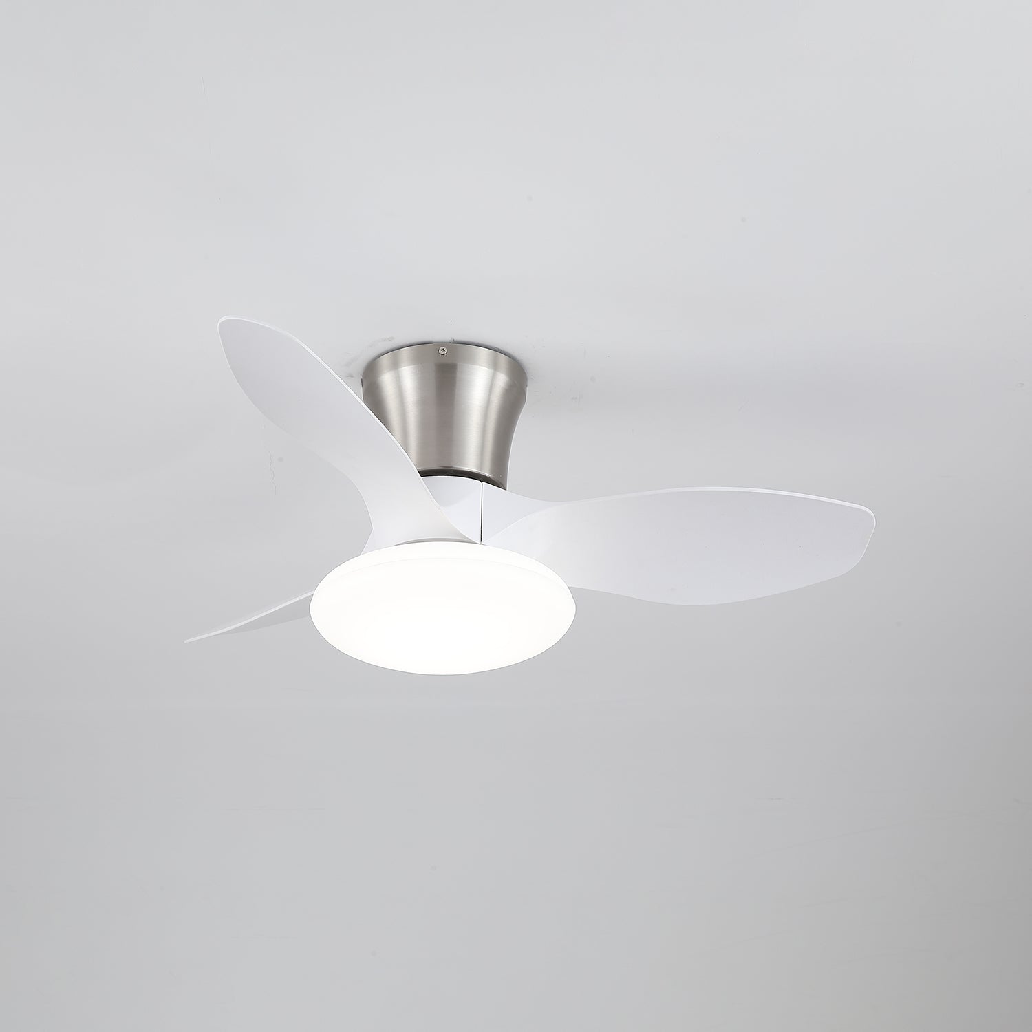 Ventilatore da Soffitto Velora Moderno in Legno con Luce, guida all'installazione