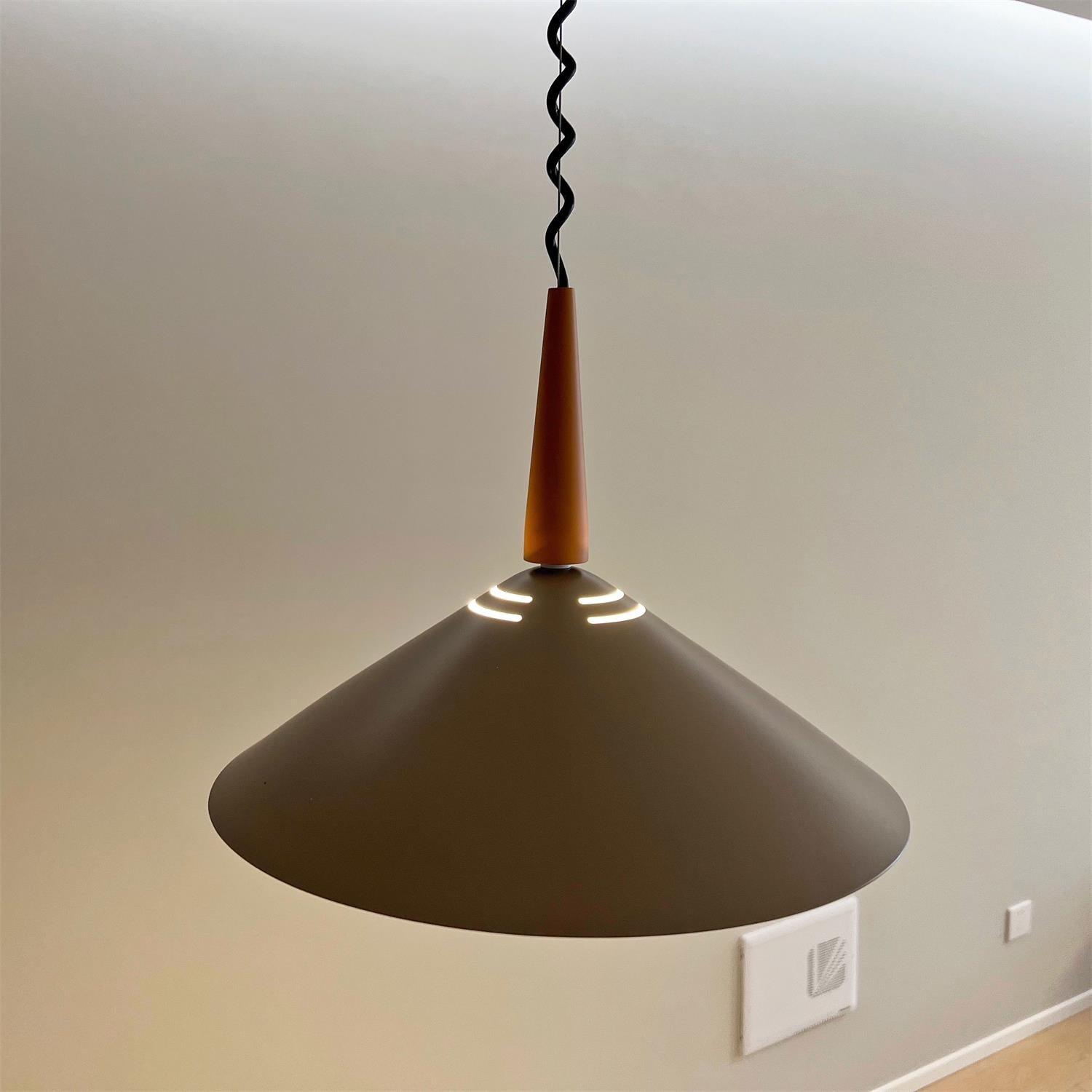 Agnes Retro Pendant Lamp - Blowlighting