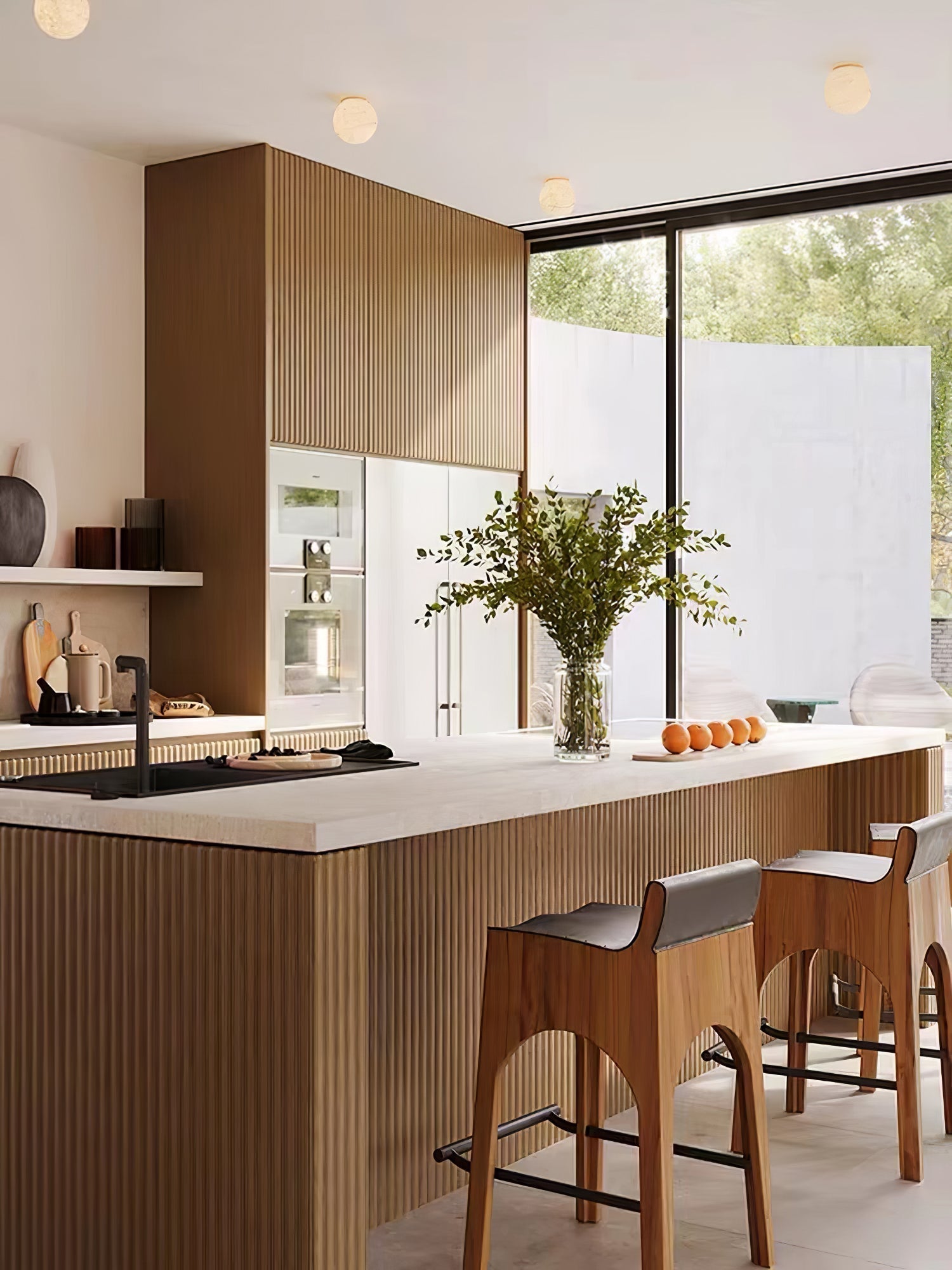 Vevinir Alabaster Globe Wall Light - Neutralighting