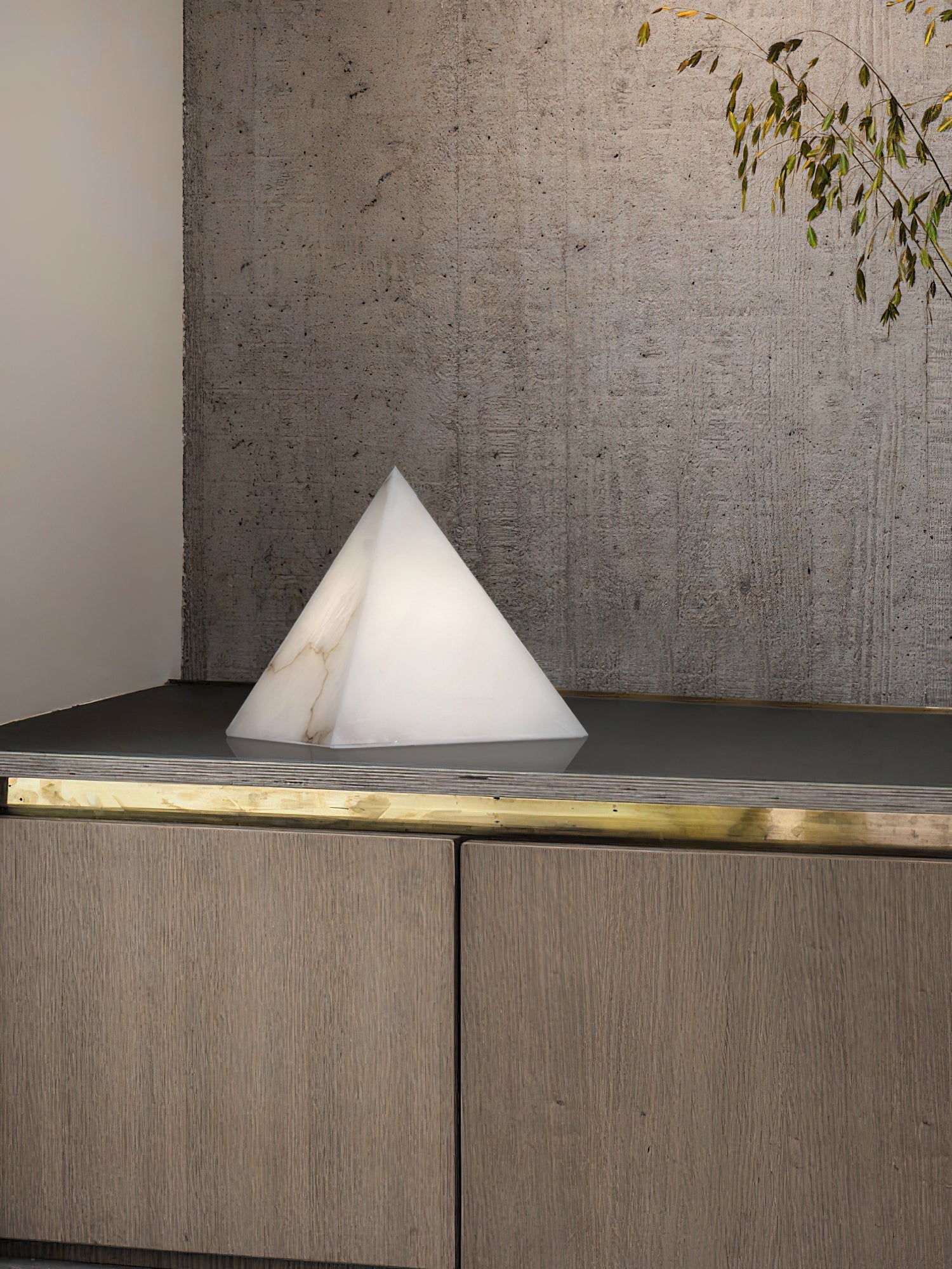 Alabaster Pyramid Table Lamp - Lamp Copper