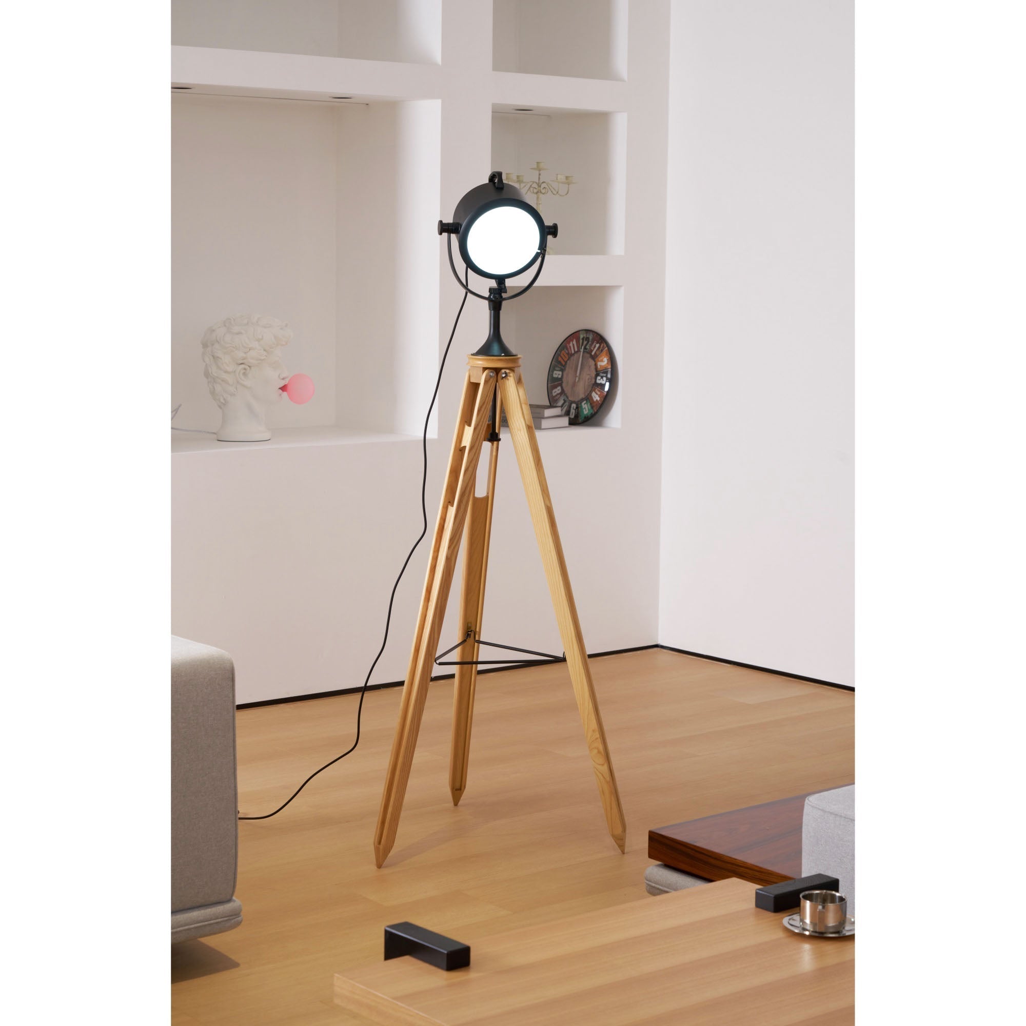Alfred Tripod Floor Lamp - Lamp Copper