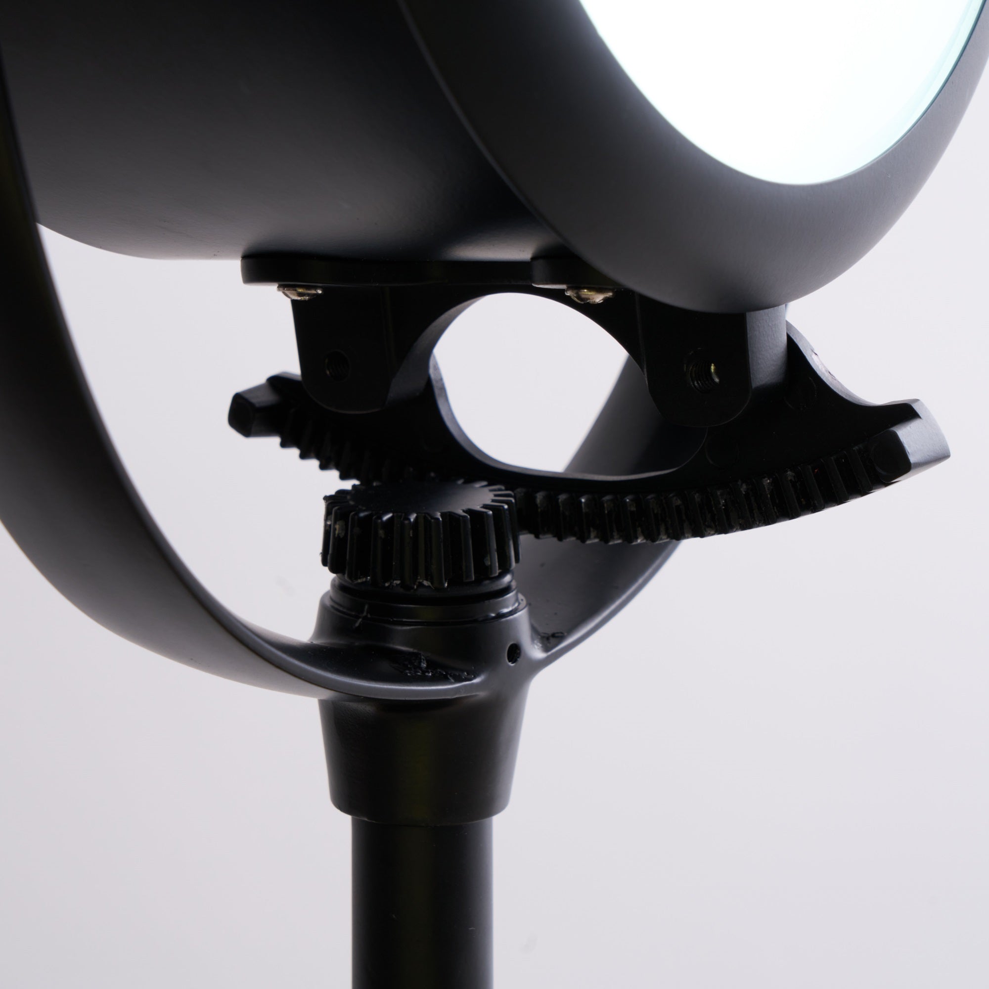 Alfred Tripod Floor Lamp - Lamp Copper