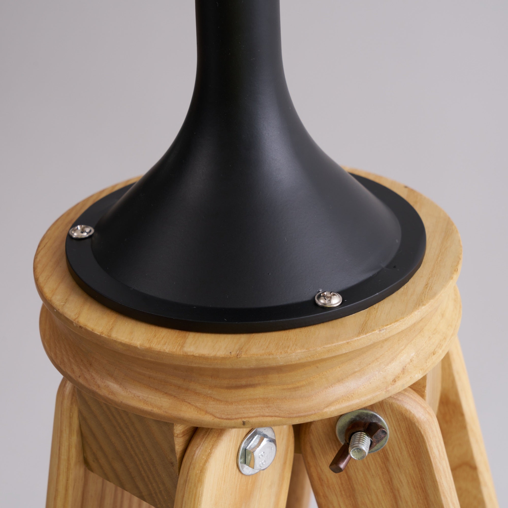 Alfred Tripod Floor Lamp - Lamp Copper