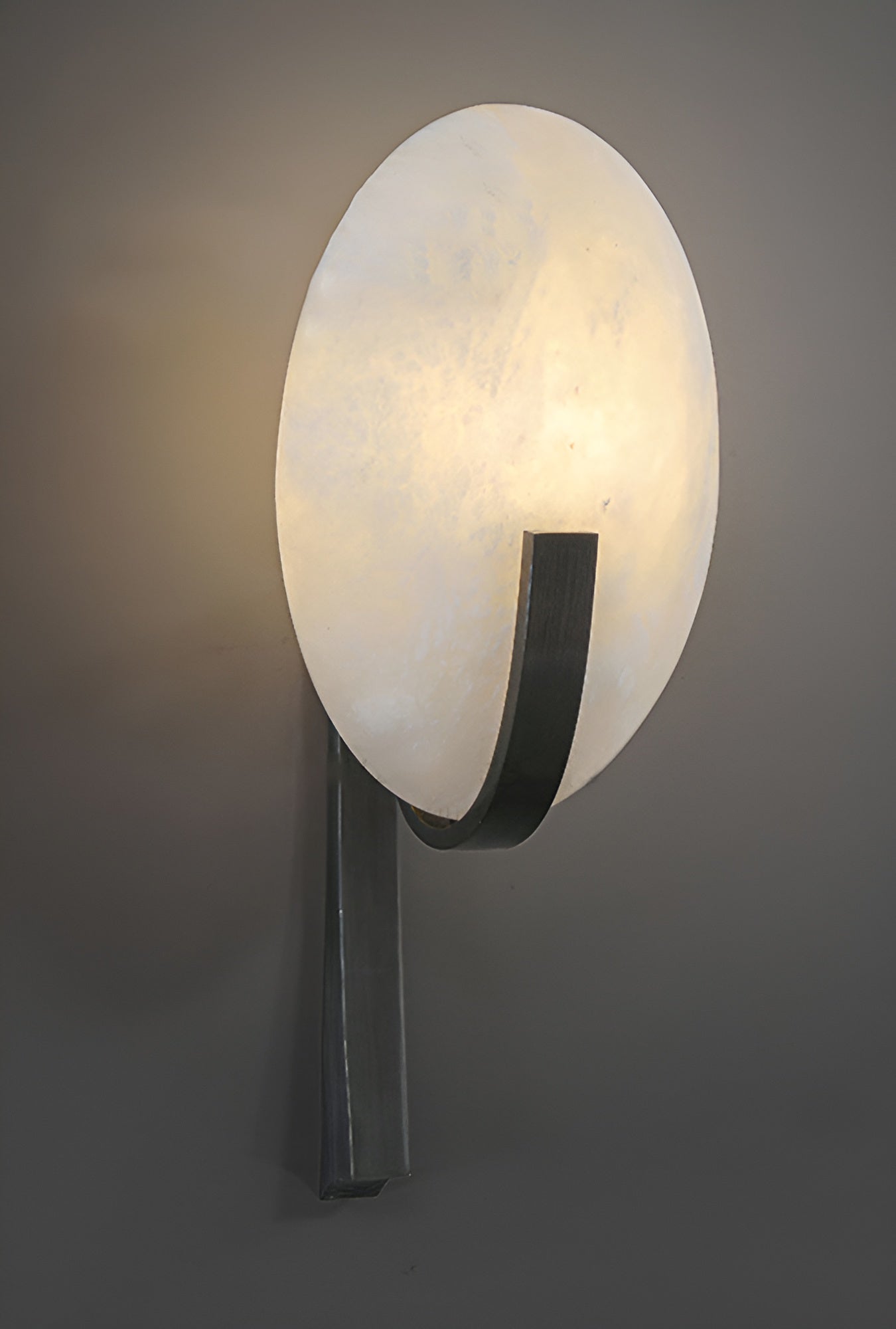 Selene Modern Alabaster Wall Lamp - Neutralighting