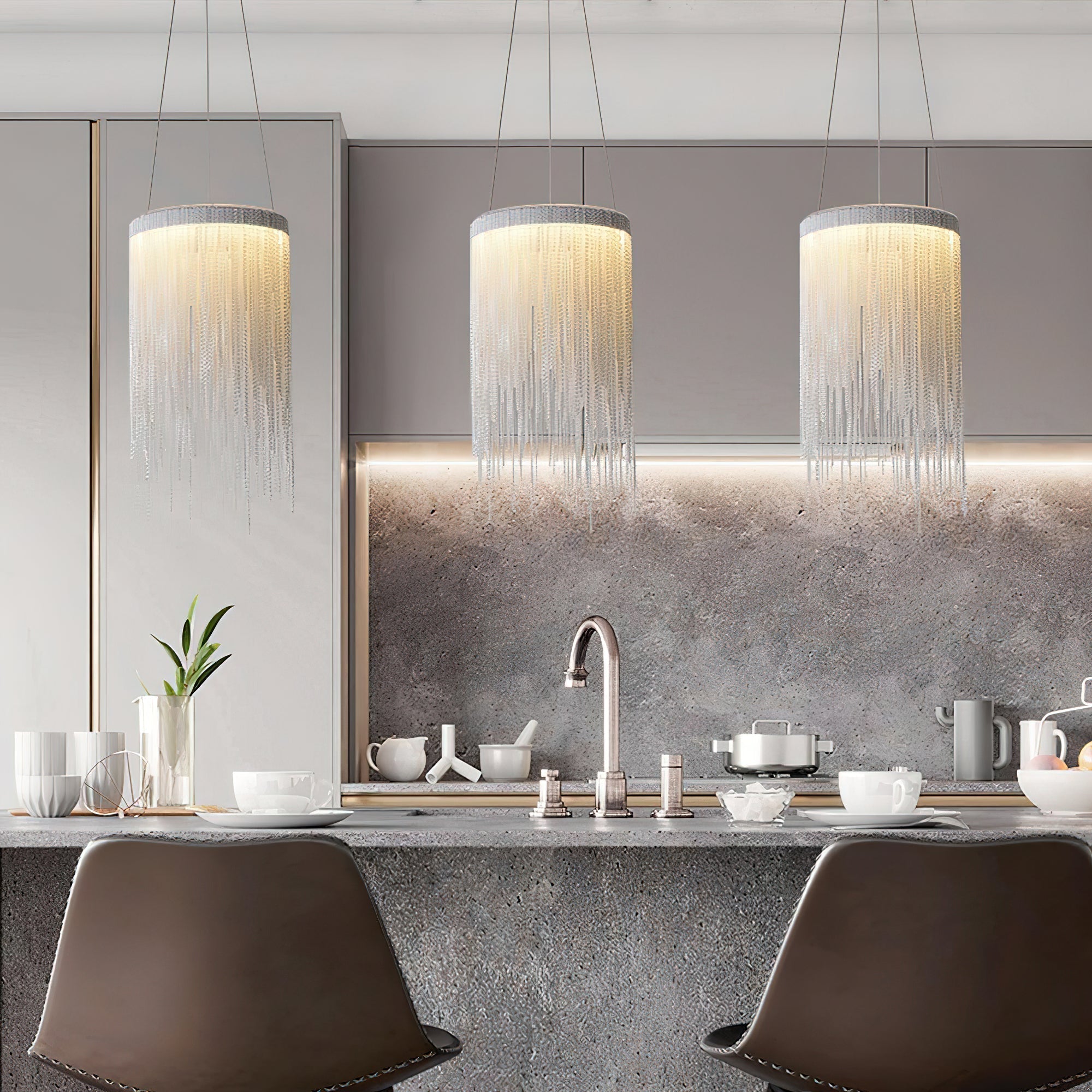 Aluminum Chain Tassel Pendant Light - Blowlighting