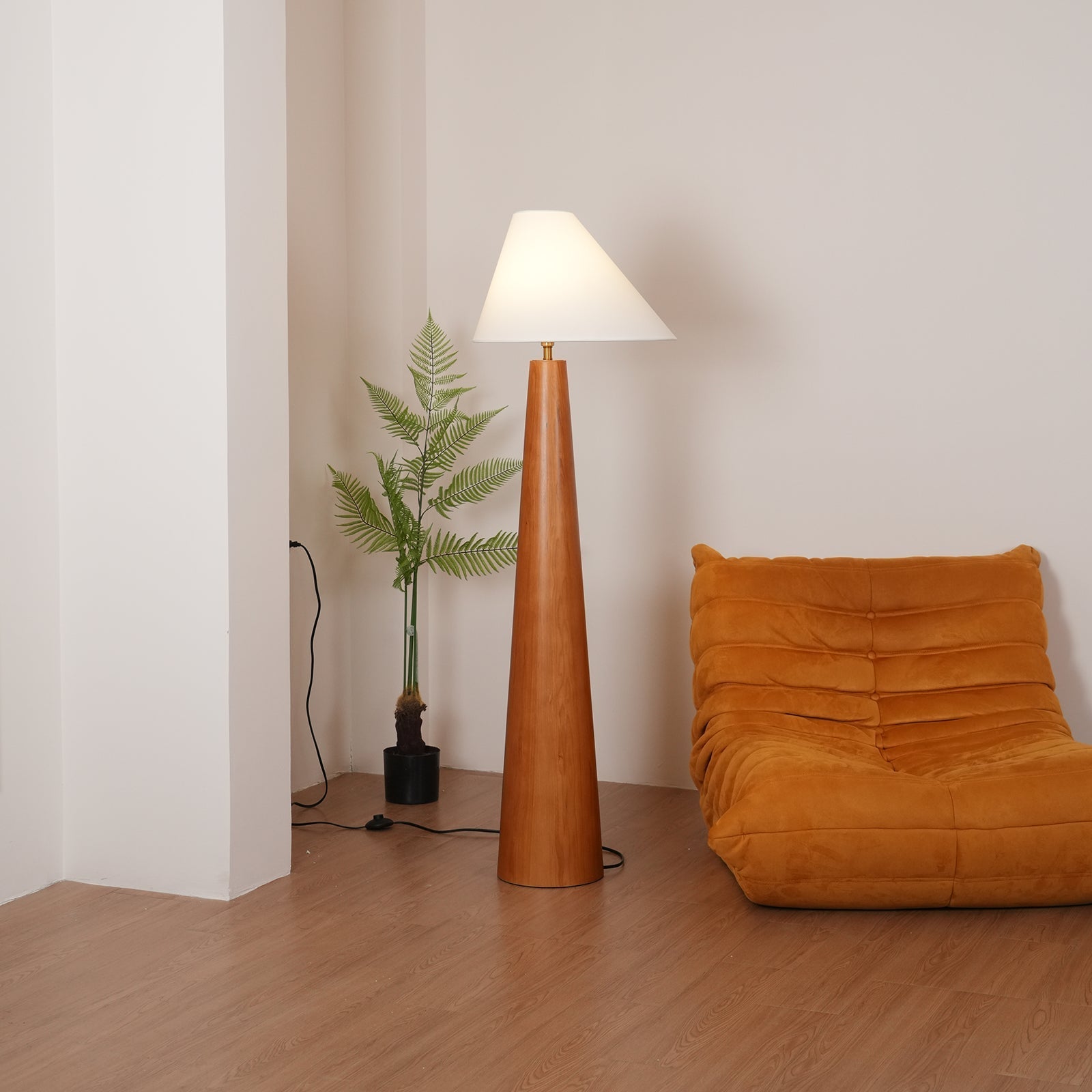 Alvin Floor Lamp - Lamp Copper