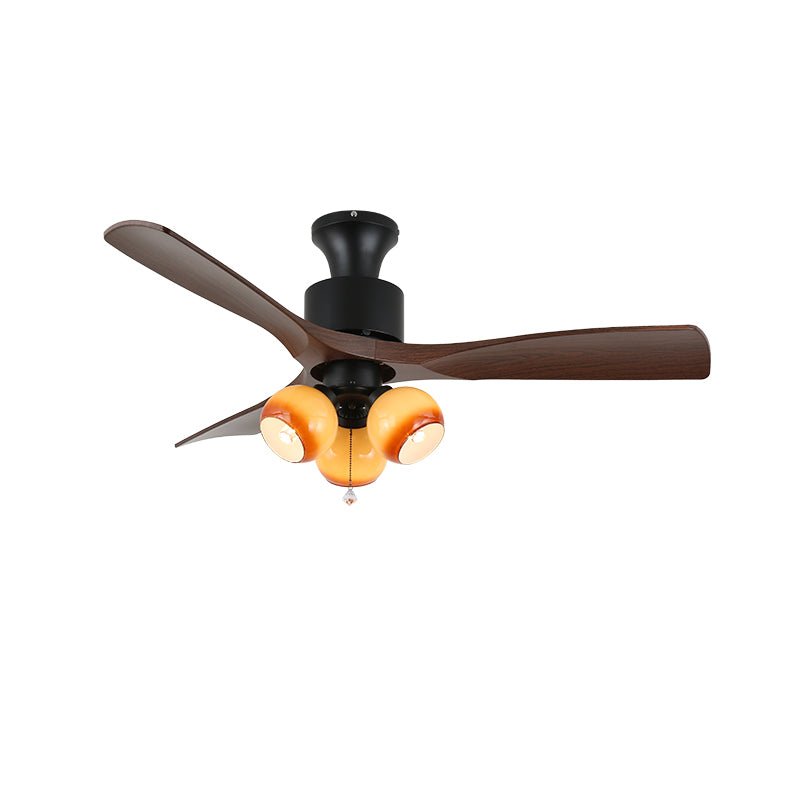 Ventilatore da soffitto Veloria Vintage con luce installato a soffitto, vista laterale