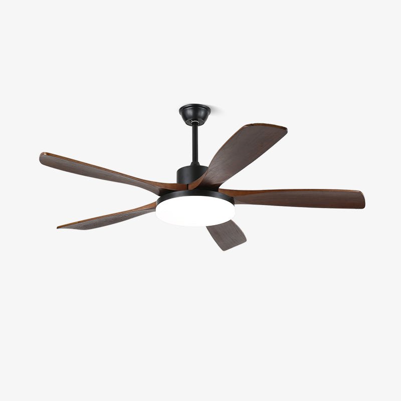 Ventilatore da Soffitto Minimalista in Legno Arysen in un soggiorno moderno