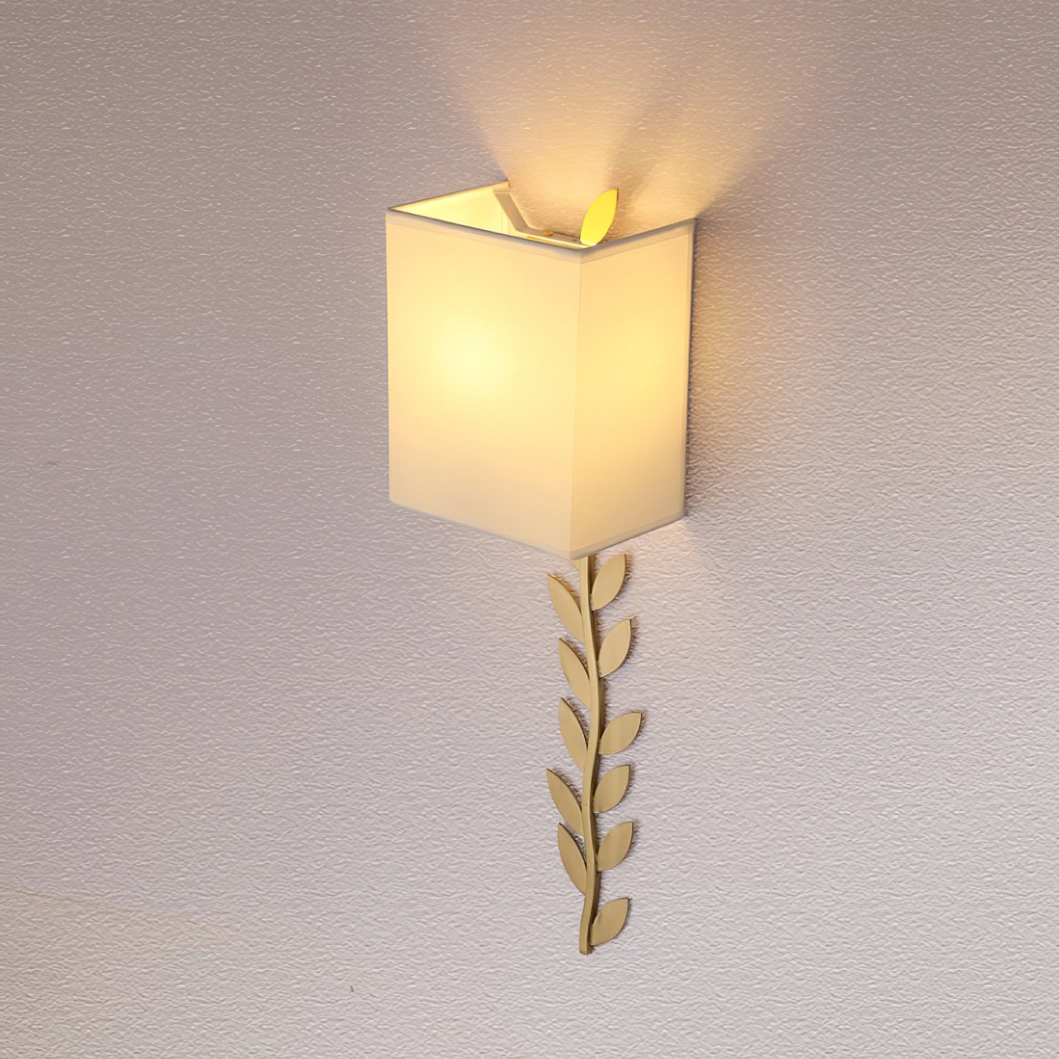 Plotuvyo Modern Minimalist Grove Brass Fabric Metal Wall Lamp - Lamp Copper