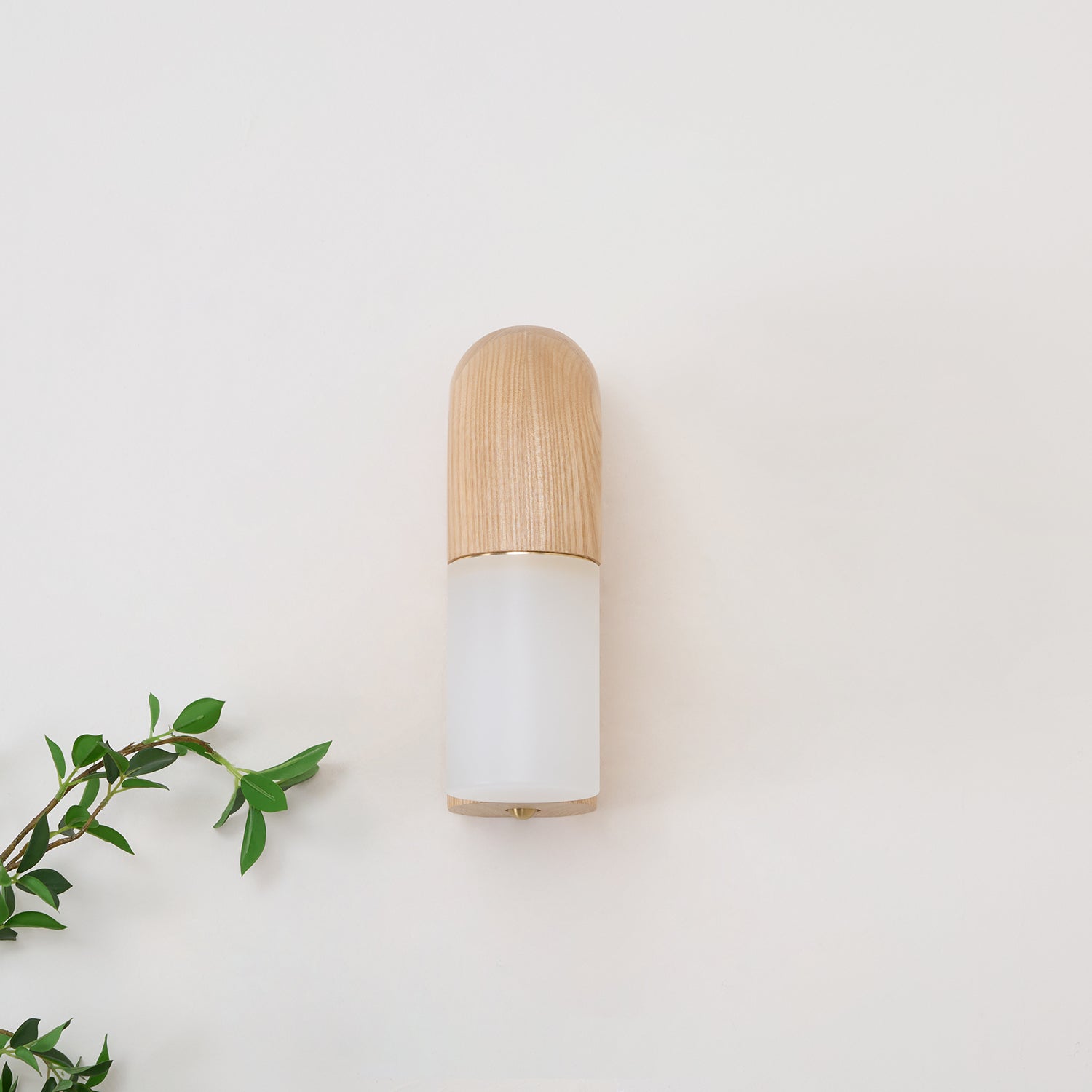 Arcus Wood Wall Lamp - Blowlighting