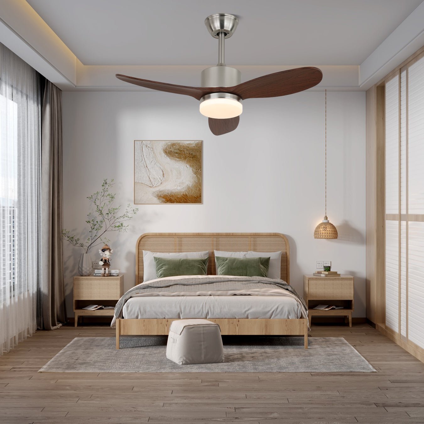 Ventilatore da soffitto con luce VerdantBreeze in un moderno spazio abitativo interno