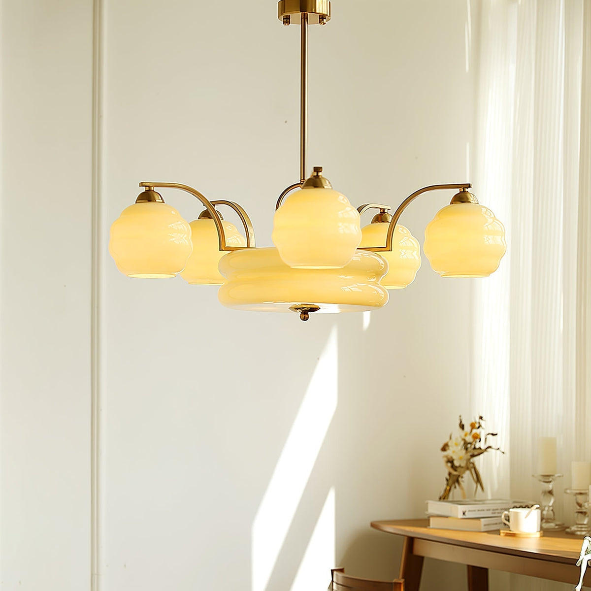 Art Deco Vintage Chandelier - Blowlighting
