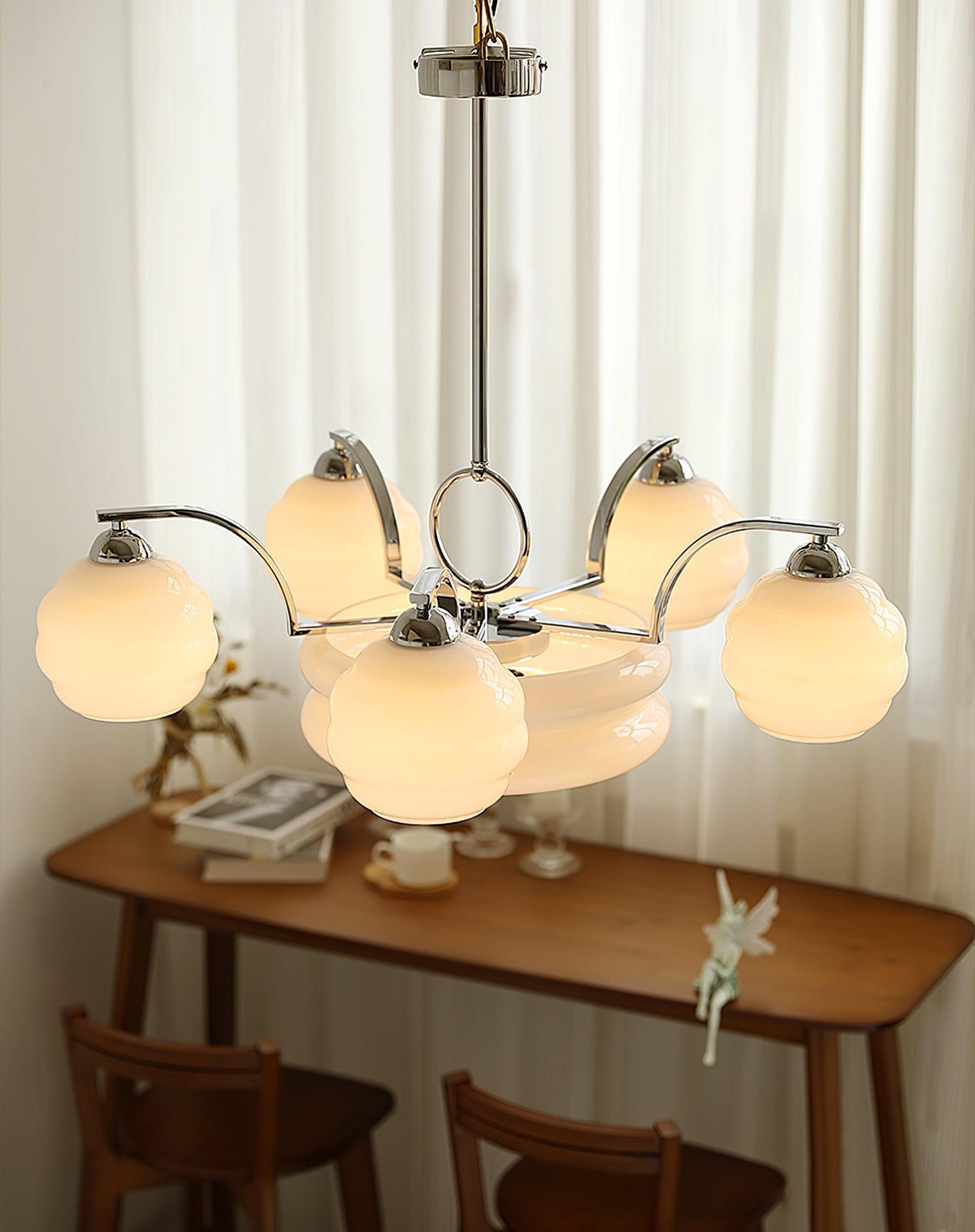 Art Deco Vintage Chandelier - Blowlighting