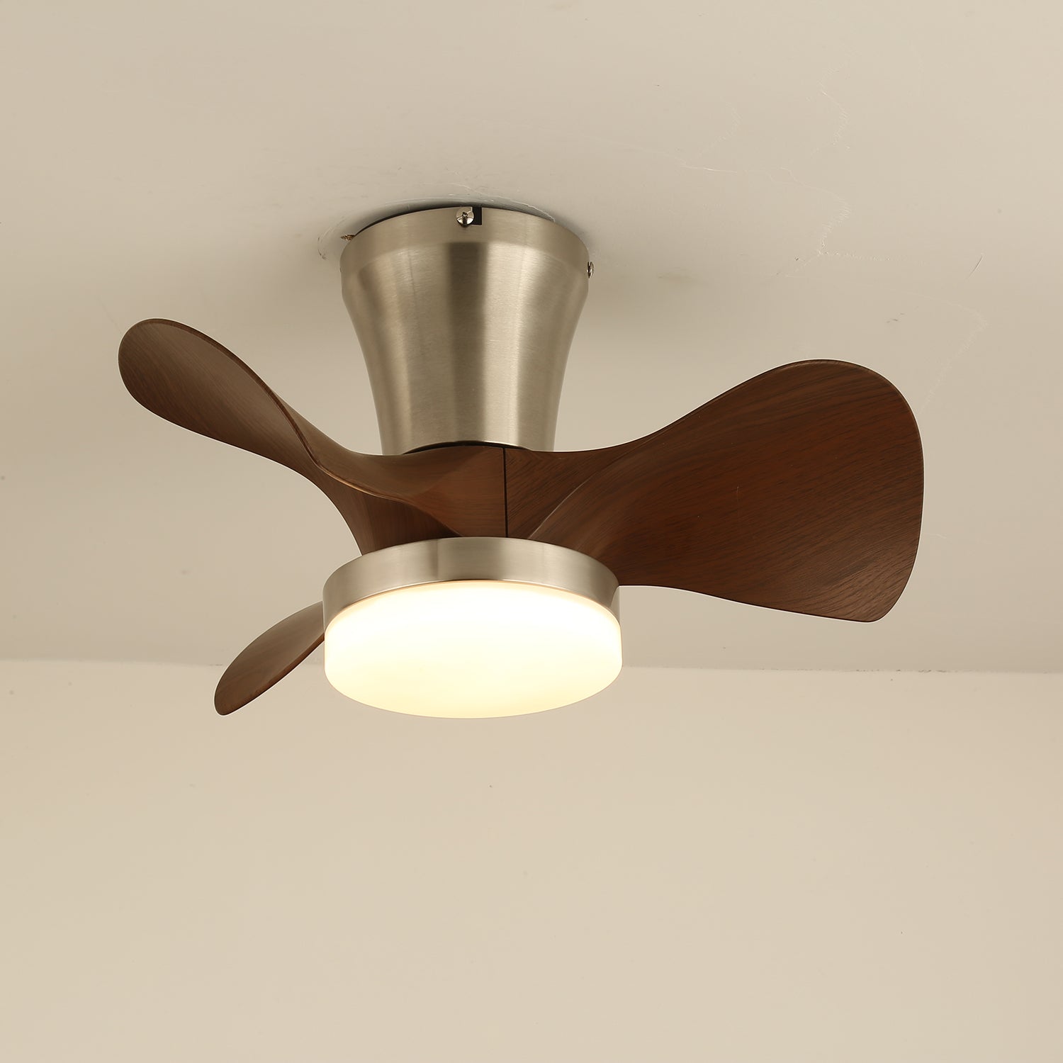 Ventilatore da soffitto moderno Nera in legno con luce, che illustra le dimensioni