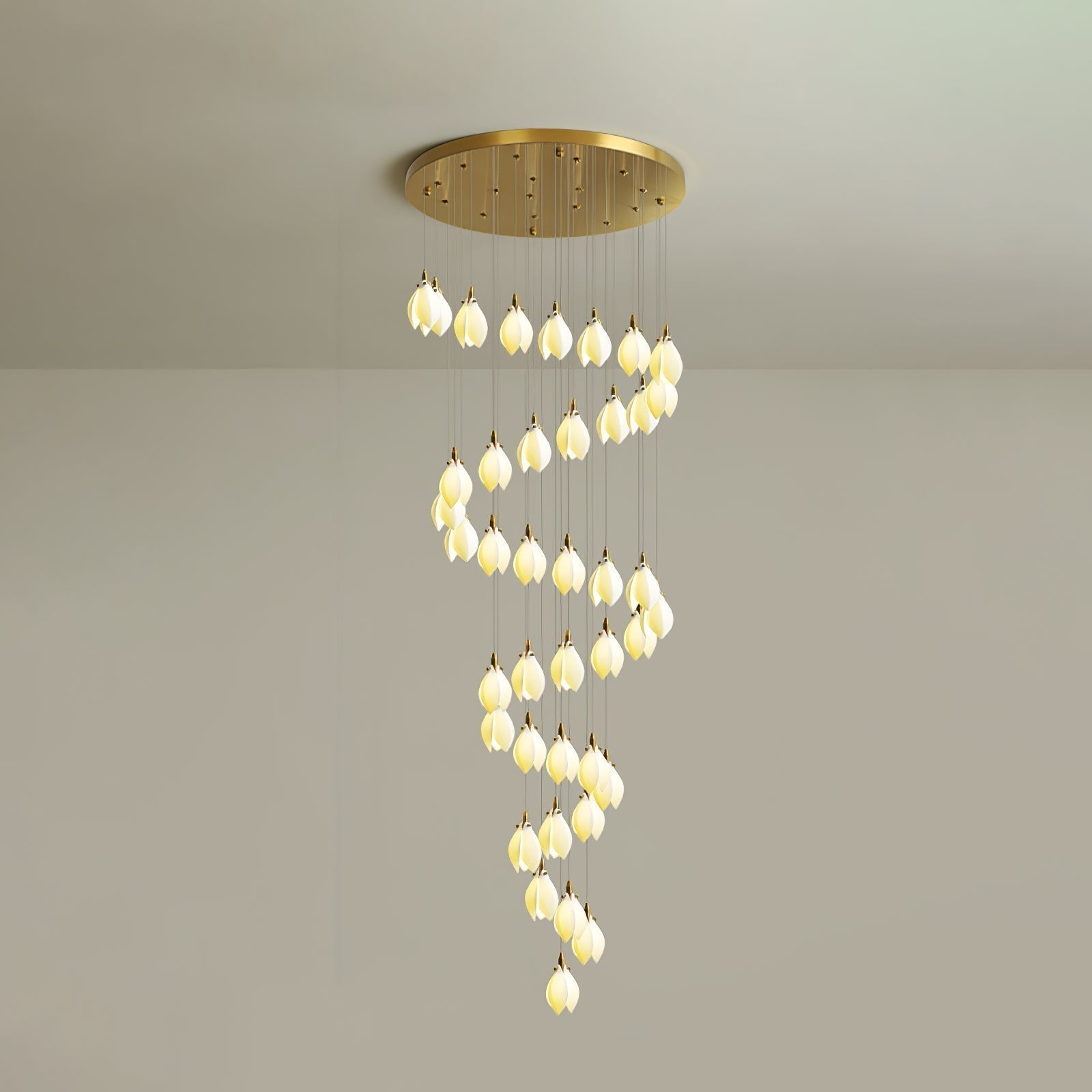 Caphayra Floral Ceramic Brass Chandelier - Blowlighting