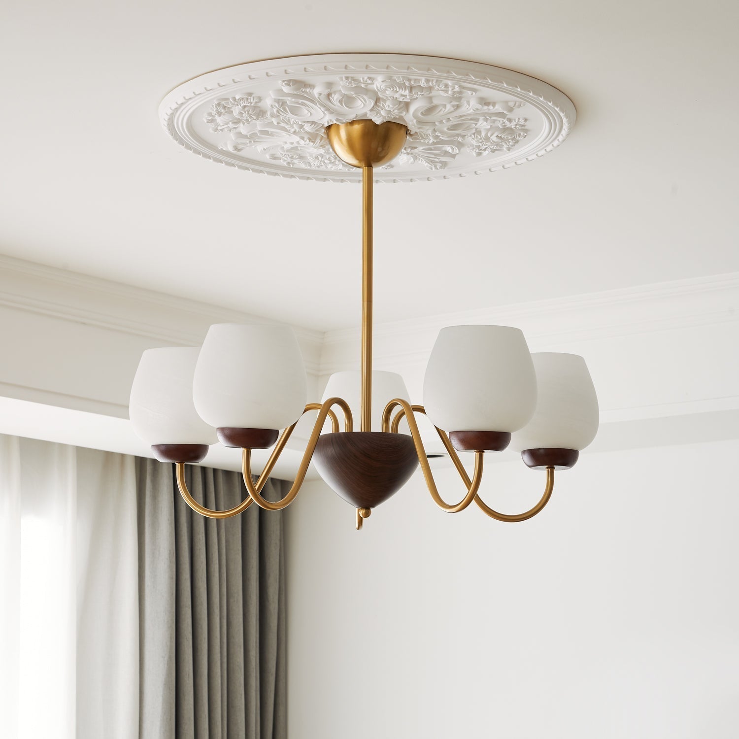 Aurorium Chandelier - Blowlighting