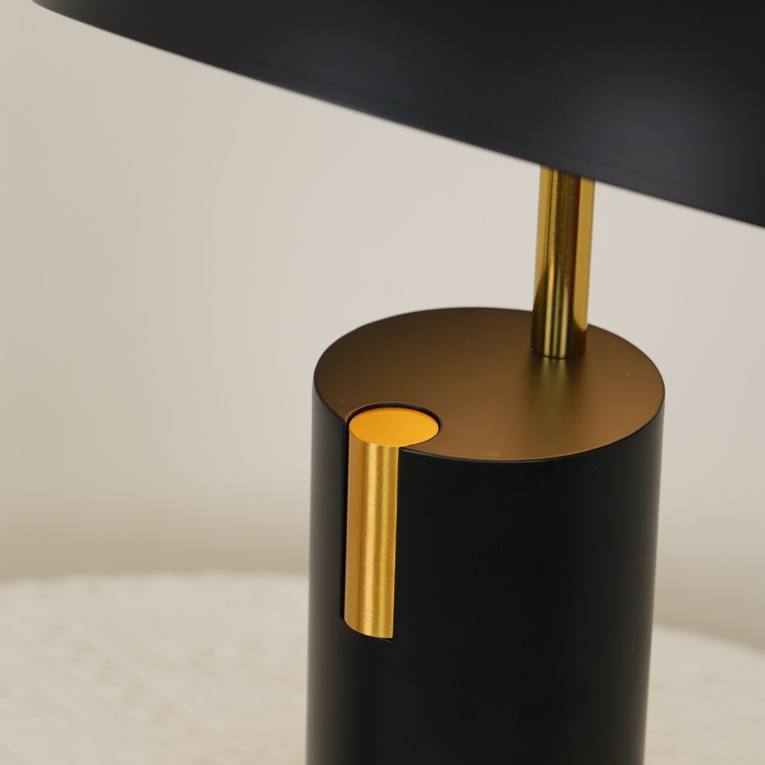 Avo Table Lamp - Lamp Copper