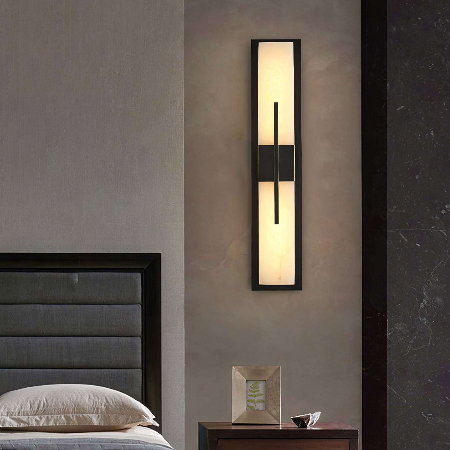 Lylirel Rectangular Alabaster Wall Light - Neutralighting
