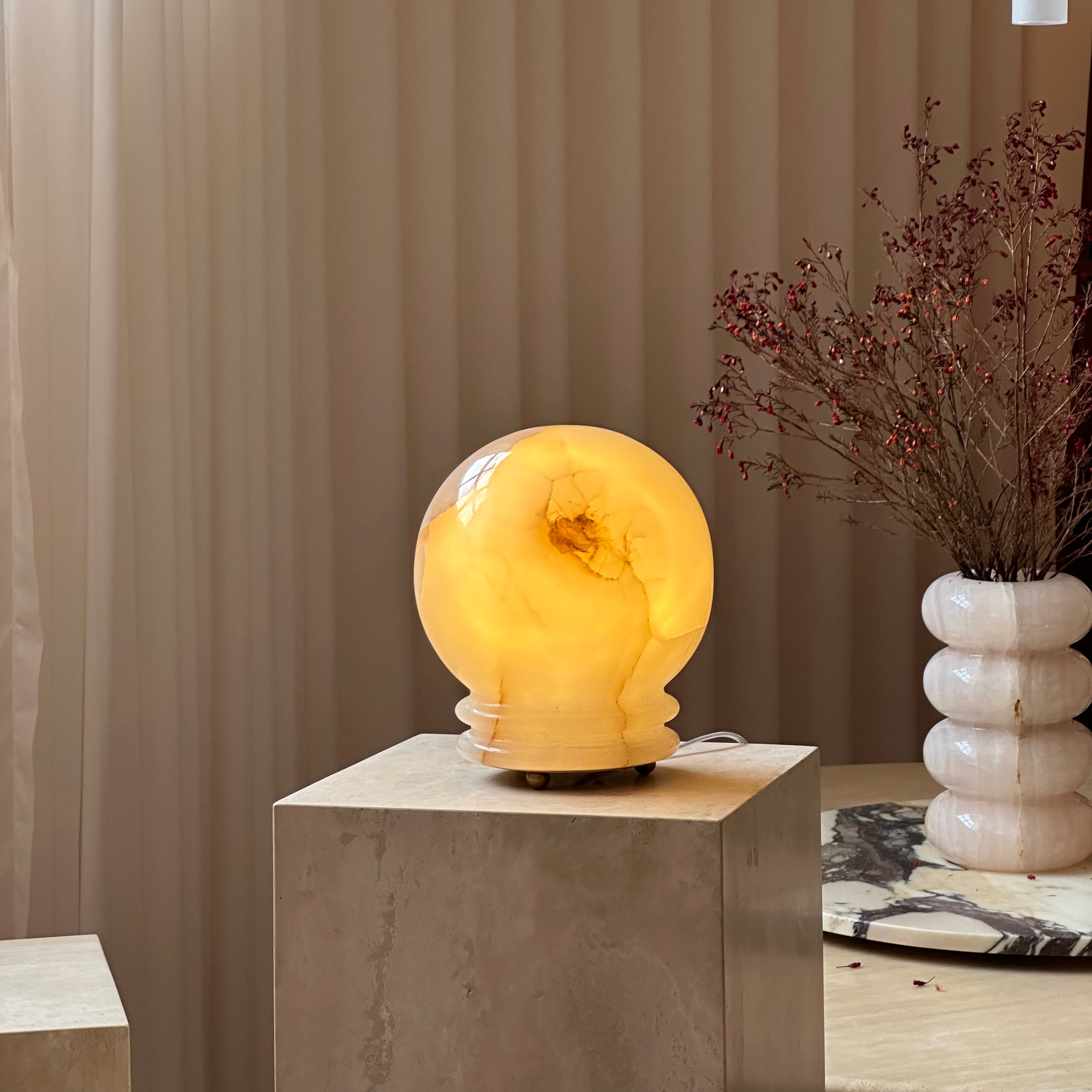 Ayesha Table Lamp - Lamp Copper