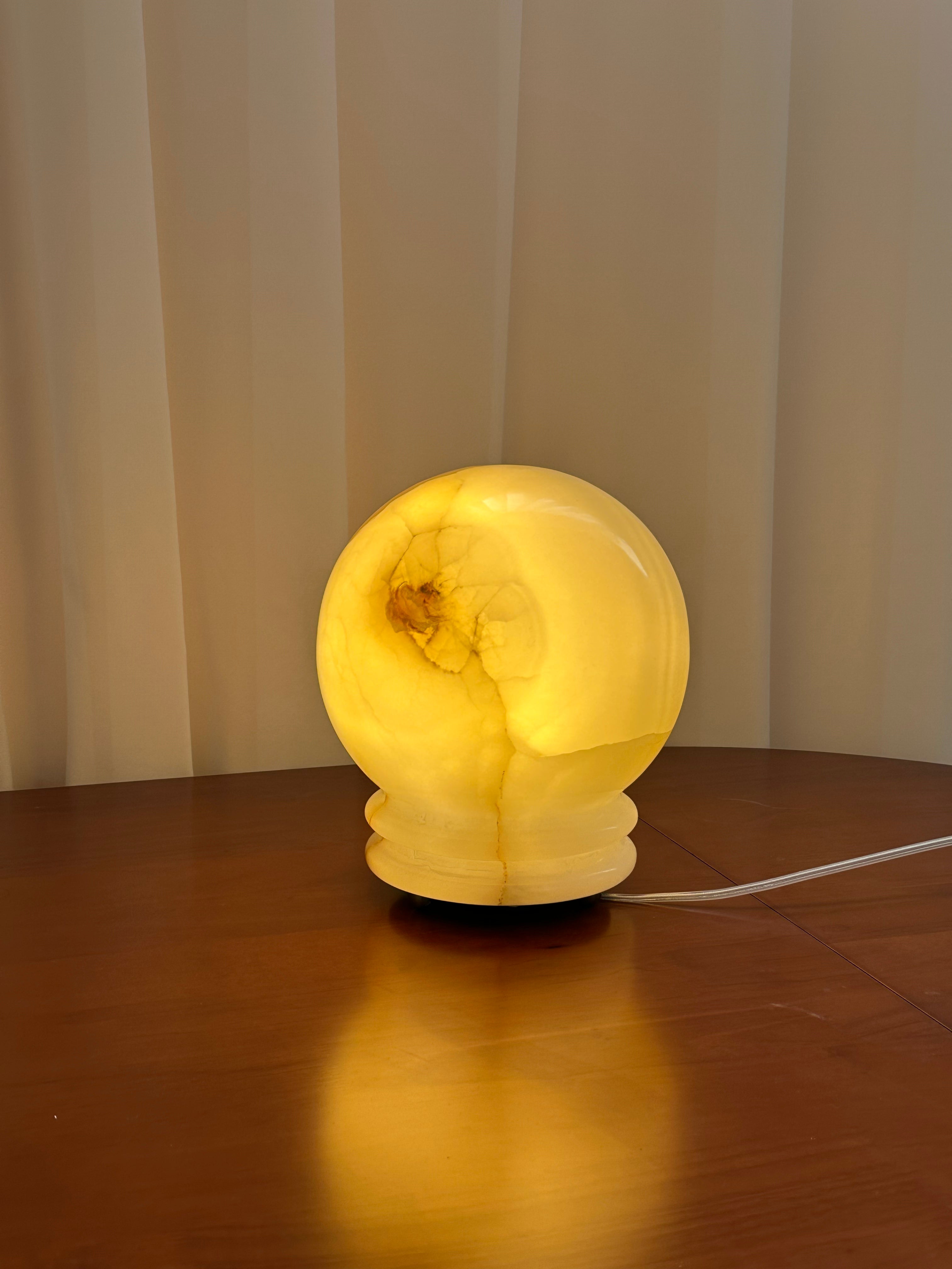 Ayesha Table Lamp - Lamp Copper