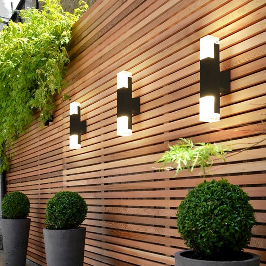 Ray Moderno LED Applique da Esterni Metallo Nero Rettangolare Impermeabile