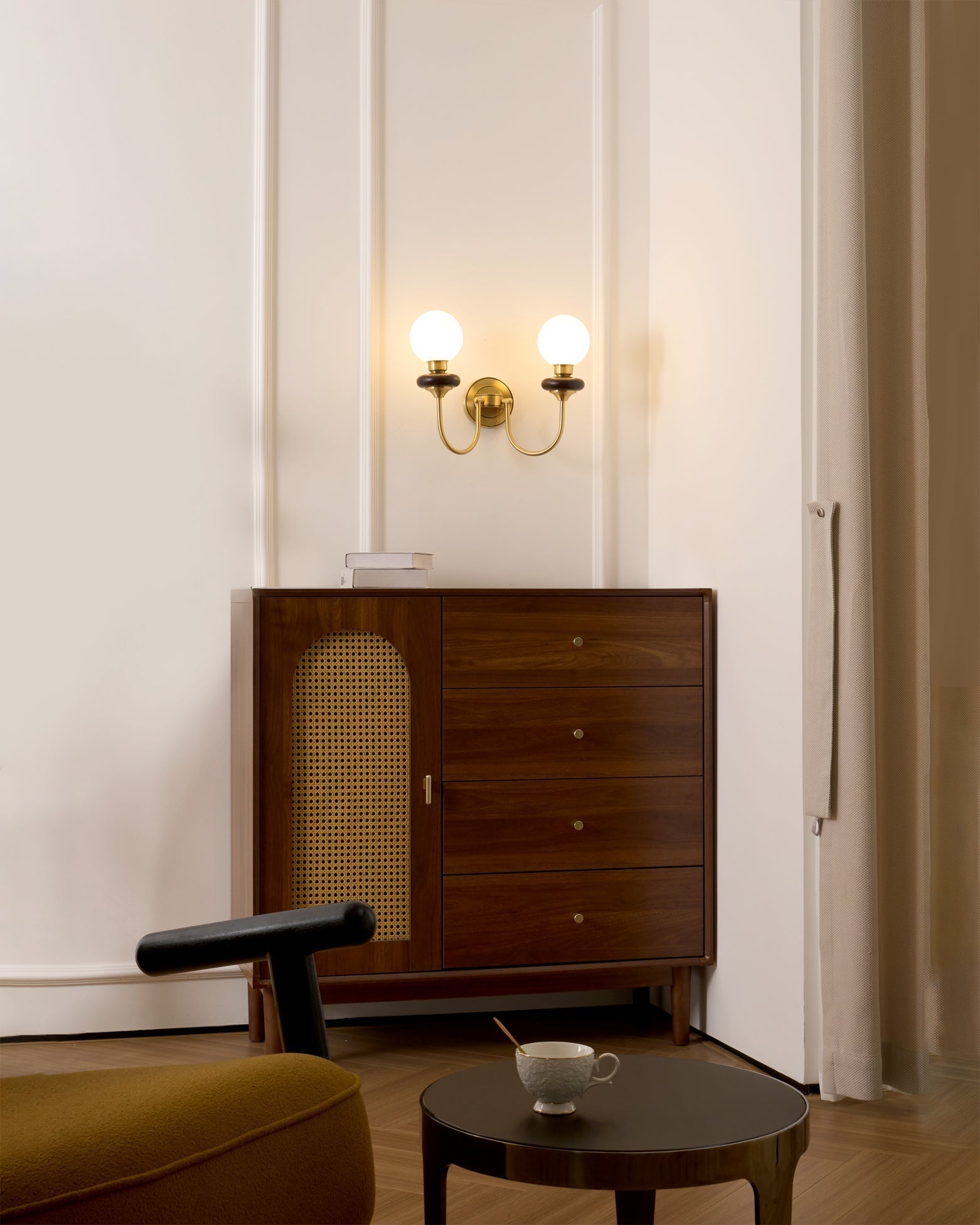 Bellevue Wall Lamp - Blowlighting