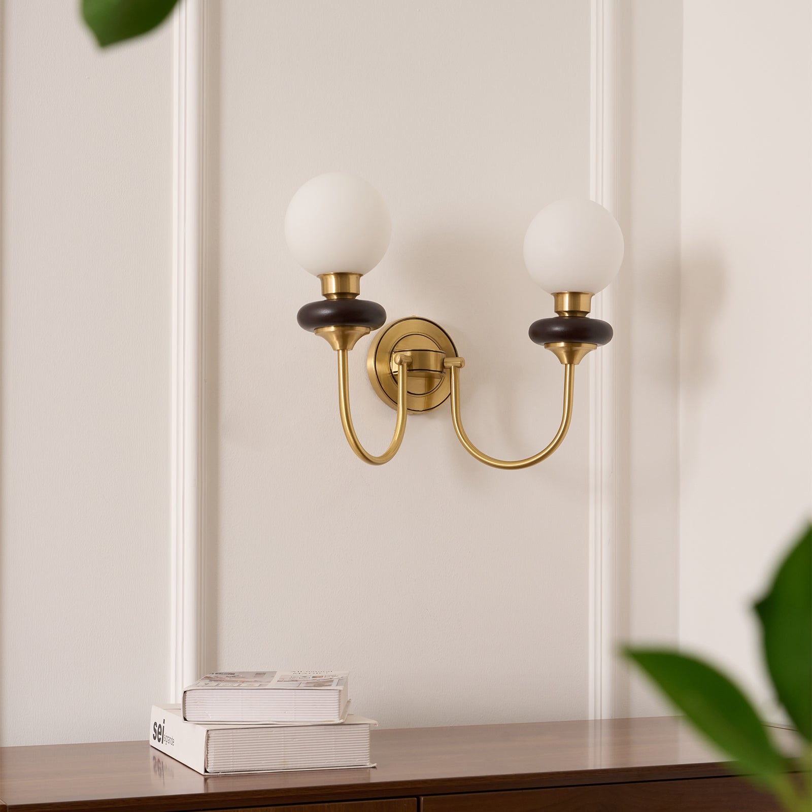 Bellevue Wall Lamp - Blowlighting