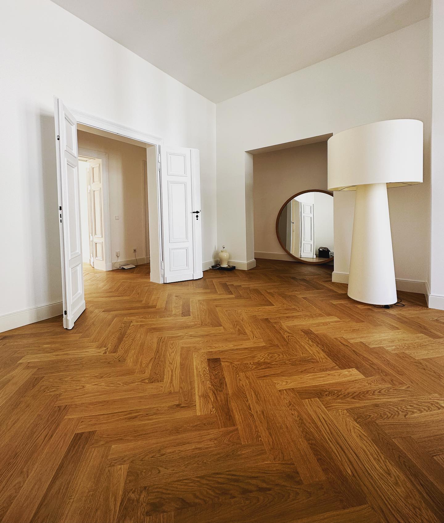 Big Shadow Floor Light - Lamp Copper