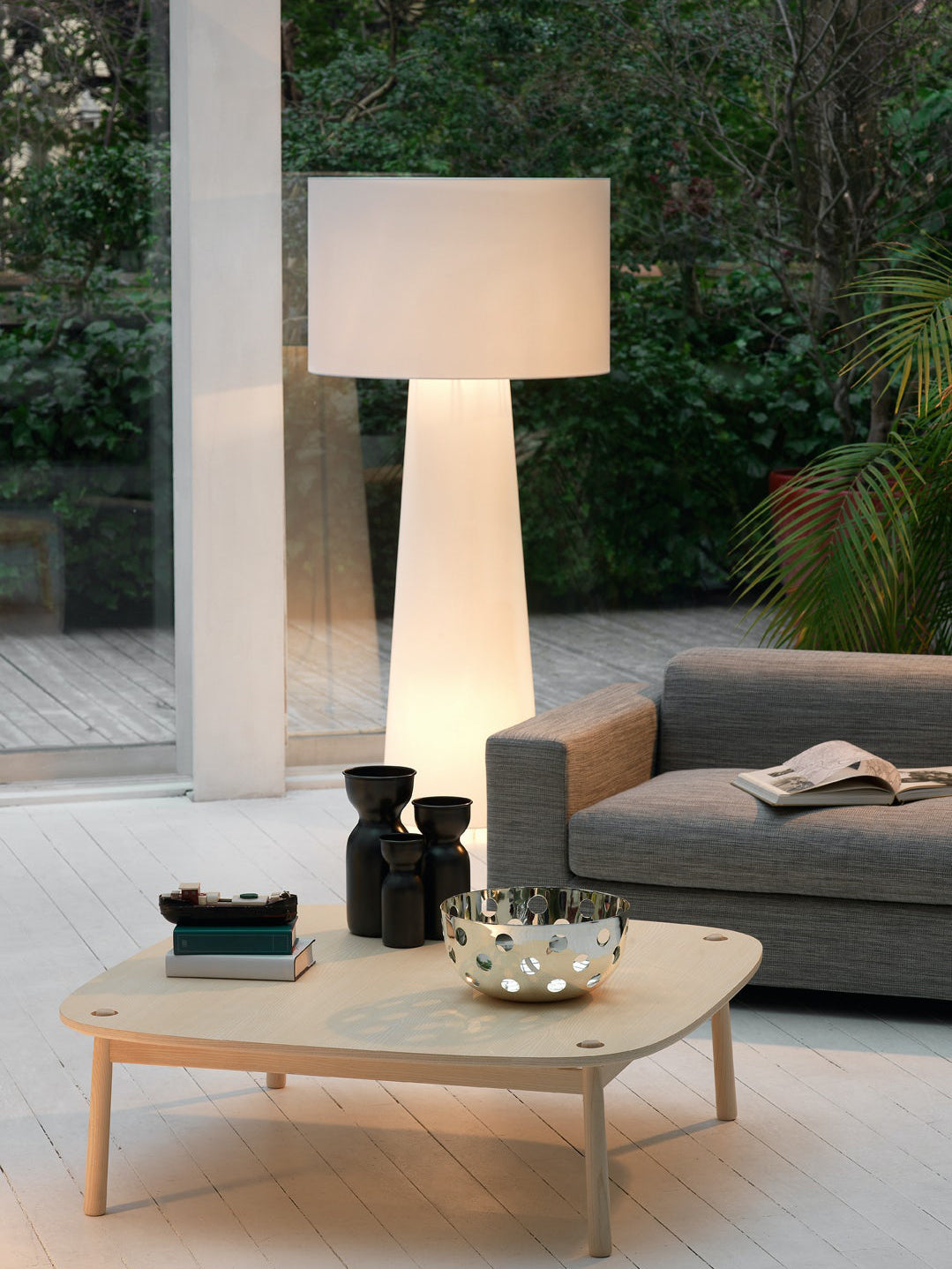 Big Shadow Floor Light - Lamp Copper